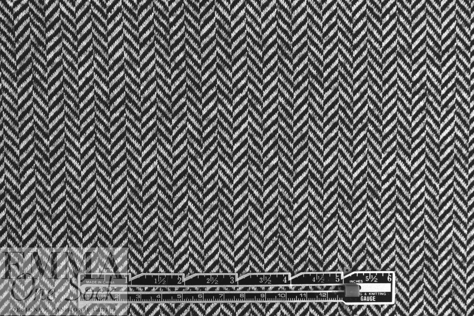 NY designer herringbone doubleknit - black/white