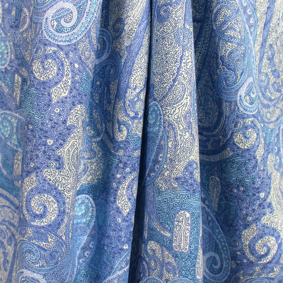Tori Richard 'paisley whimsy' all cotton shirting 1.25 yds