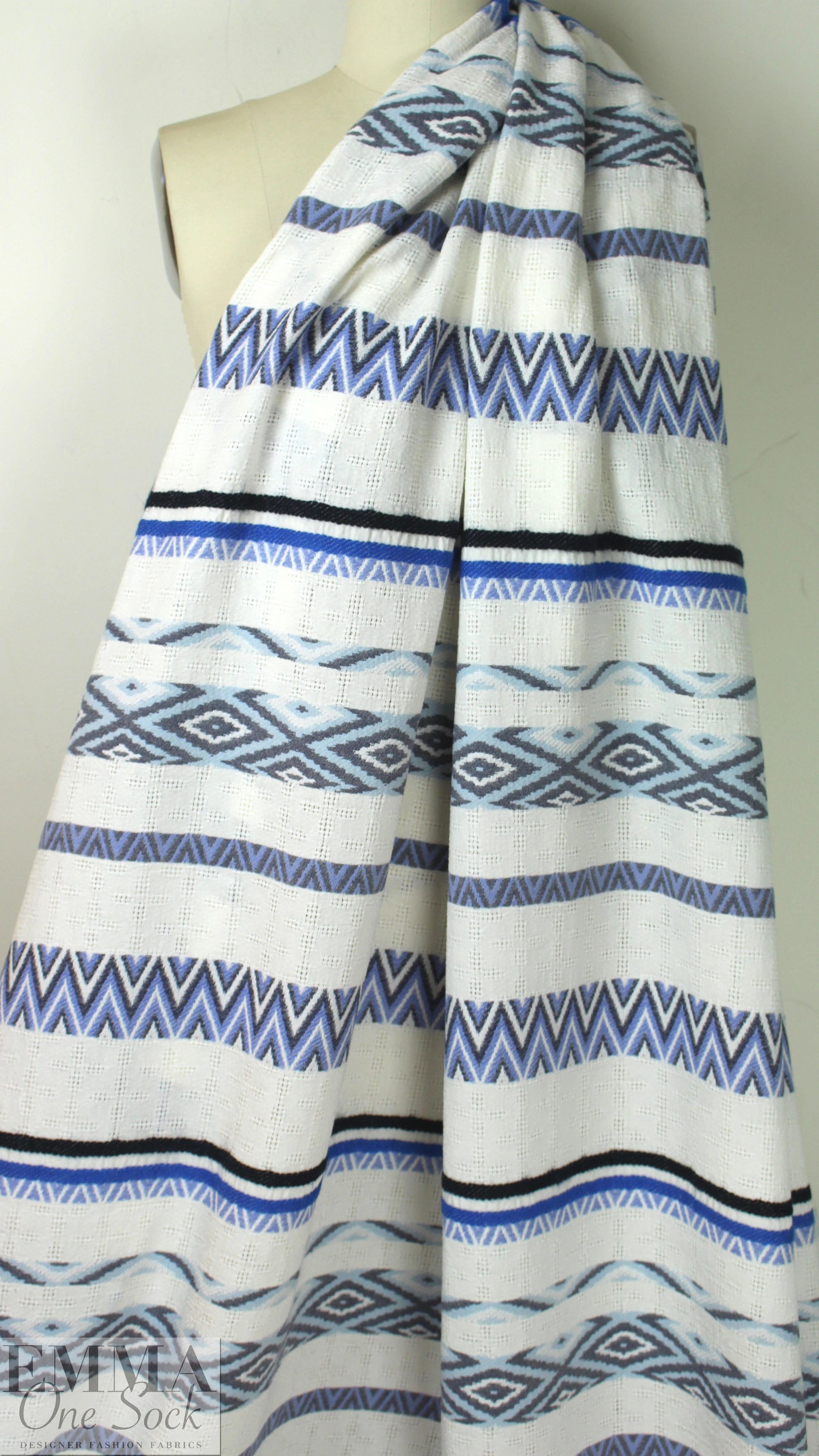 NY designer blue diamond novelty linen/cotton woven