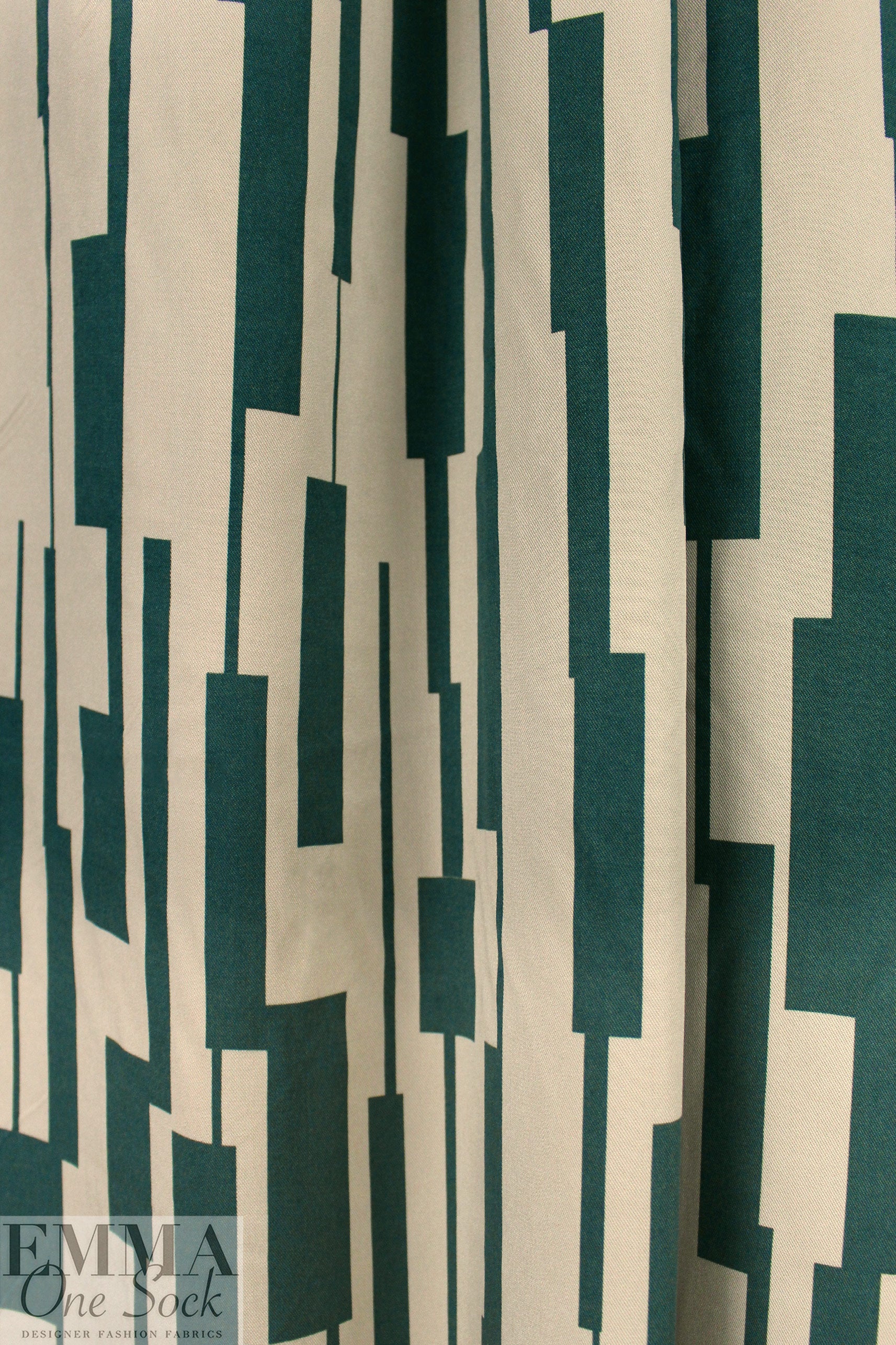 MTM ECOVERO viscose twill Oeko-Tex cert., 'un-square' 1.75 yd