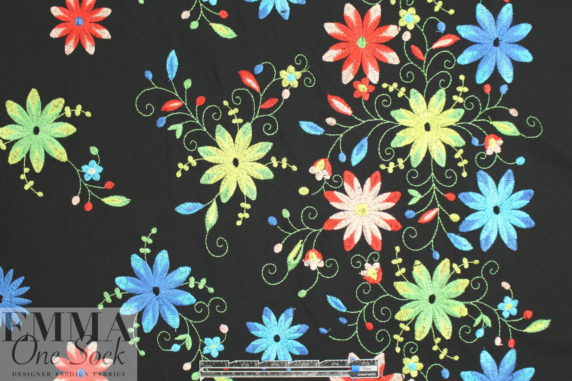 A1ice & 01ivia embroidered flowers border crepe woven