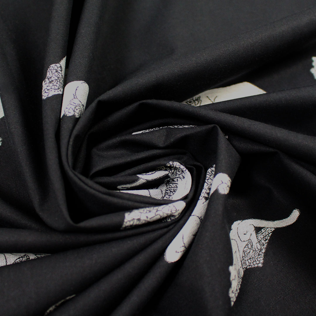 Italian 'safari kingdom' fine cotton jacquard shirting 1.375 yds