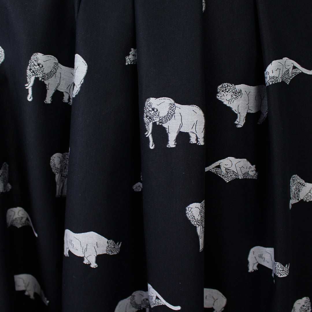 Italian 'safari kingdom' fine cotton jacquard shirting 1.375 yds