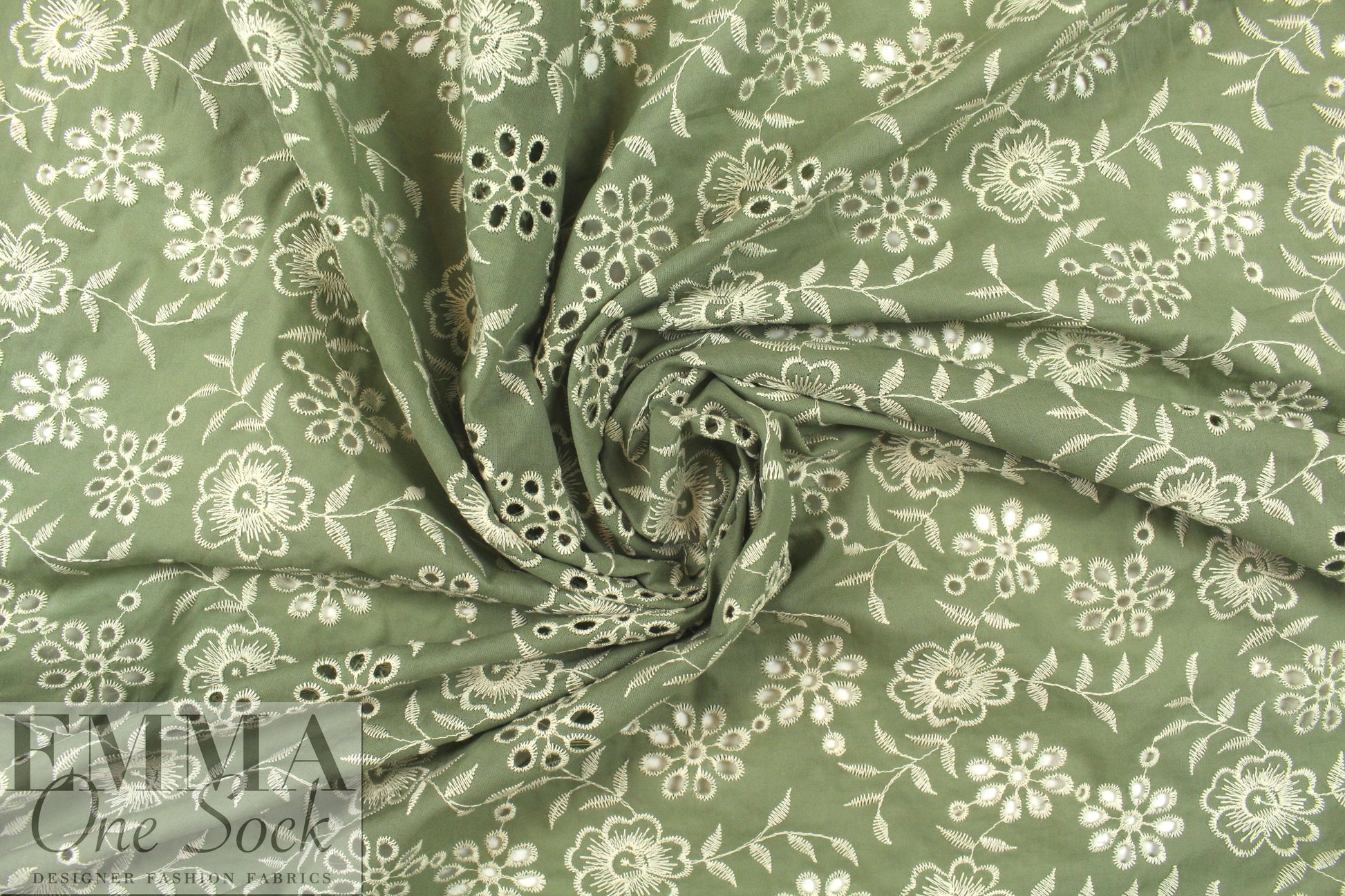 seagrass/ivory flowery embroidered cotton eyelet 1.5 yds