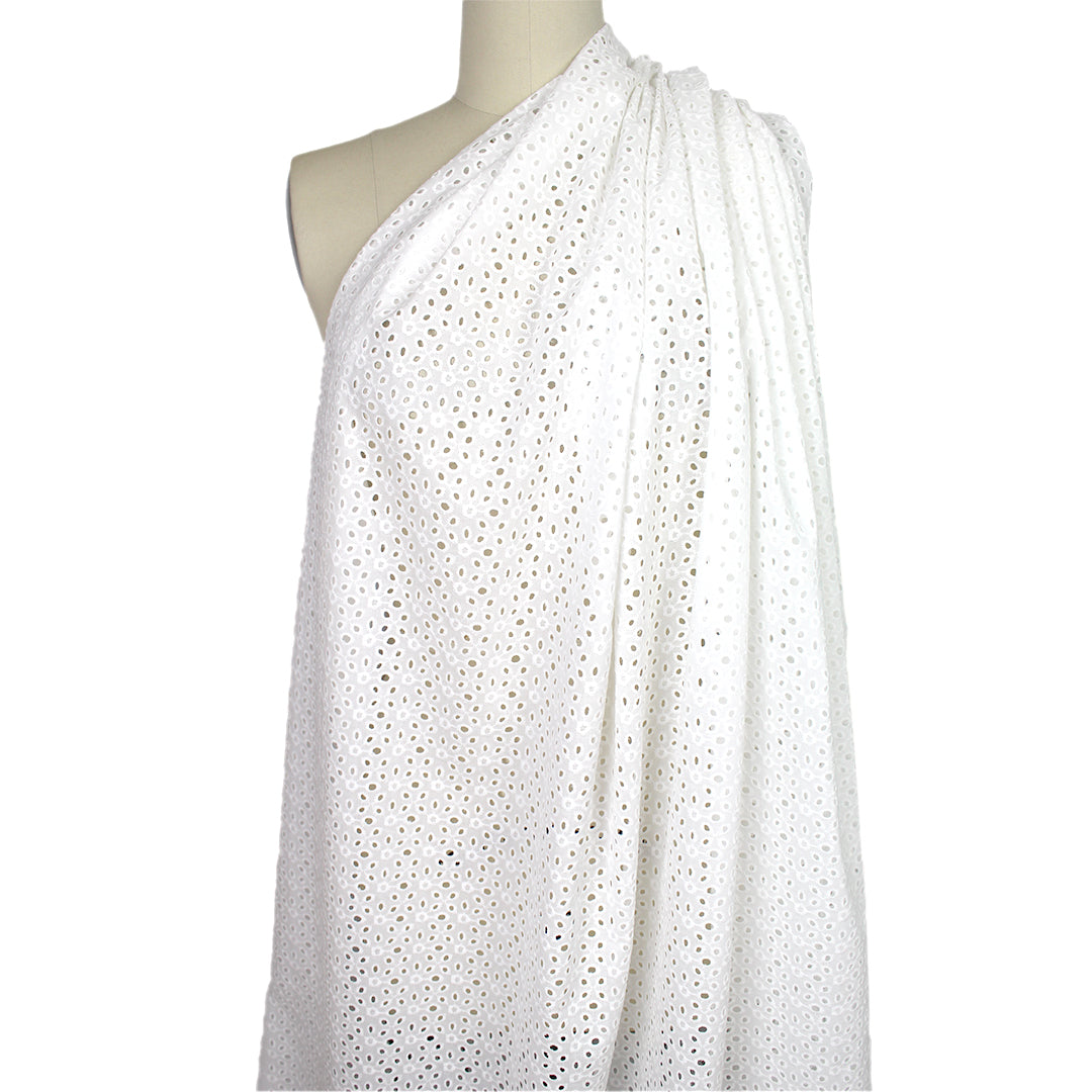 flowery embroidered cotton eyelet - soft white, BCI cert. 1.125 yd