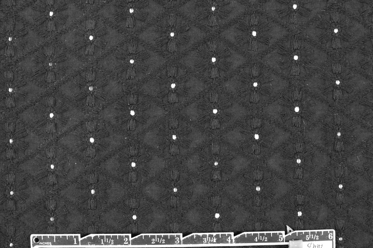 Tah@ri embroidered cotton eyelet lace - black