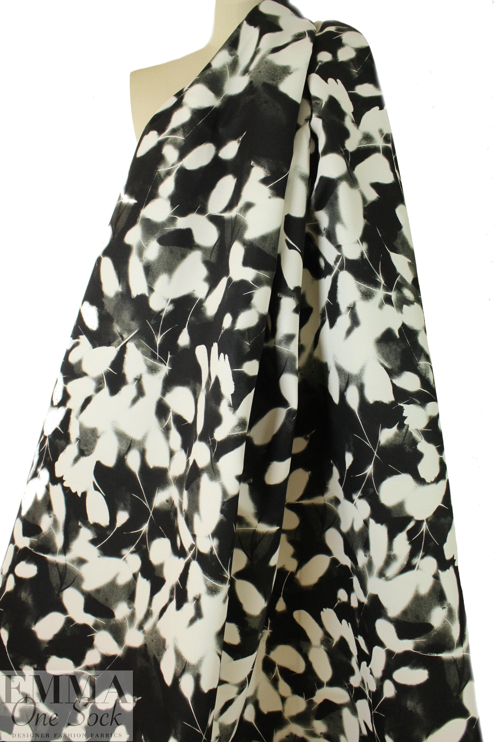 NY designer black/white petal abstract cotton/visc. faille