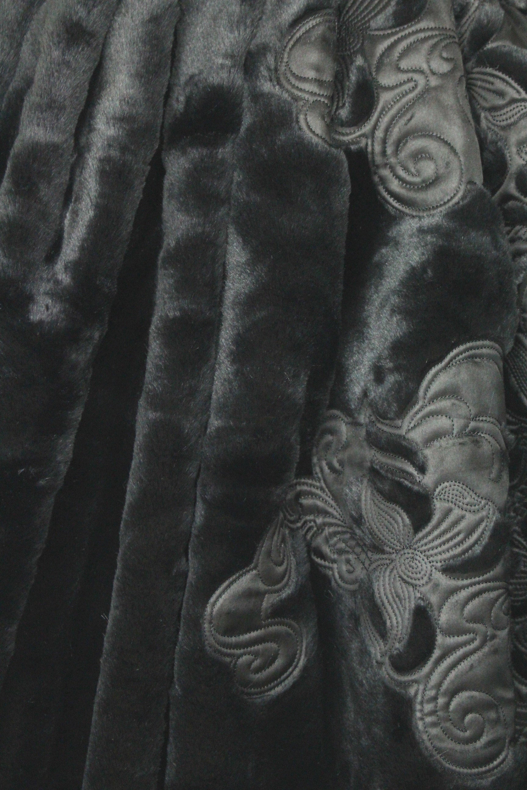 Italian faux fur with leather-look applique' border 2.66 yd