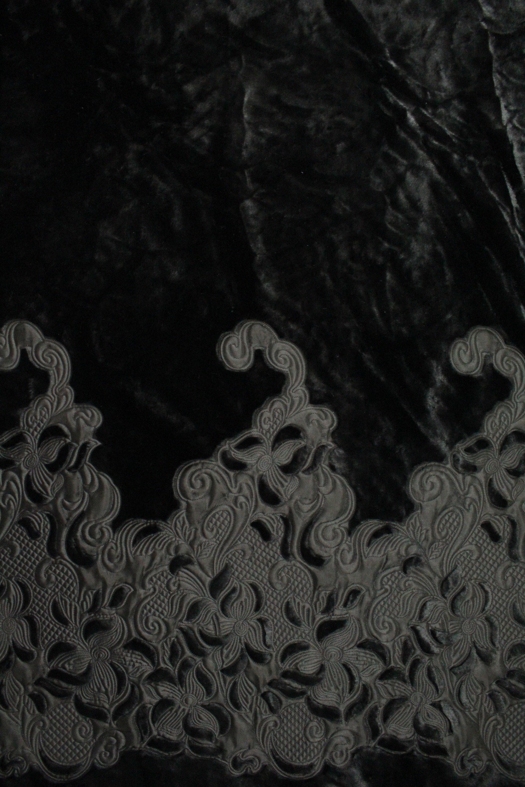 Italian faux fur with leather-look applique' border 2.66 yd