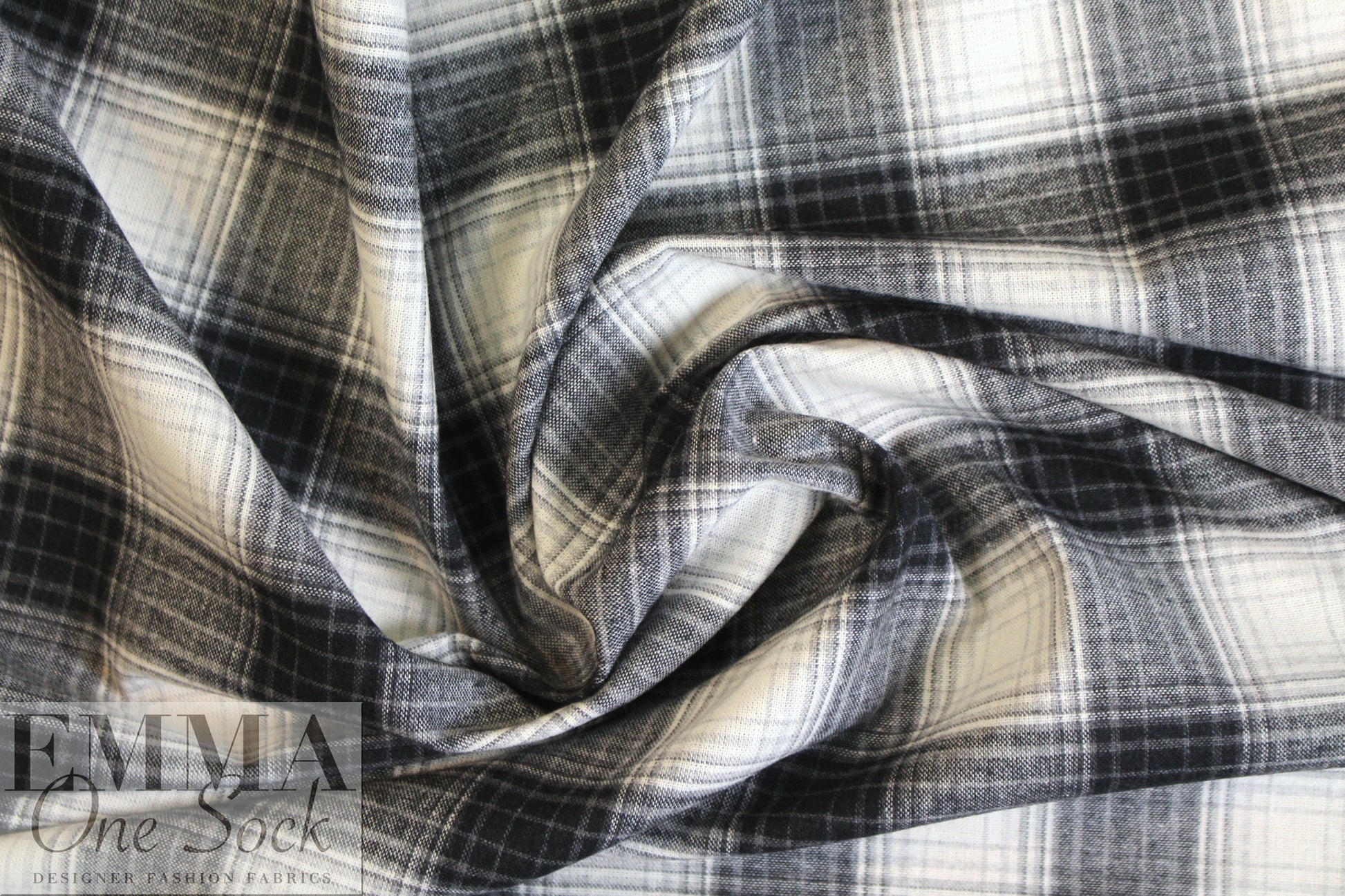 NY designer yarn-dye cotton b/w plaid brushed woven