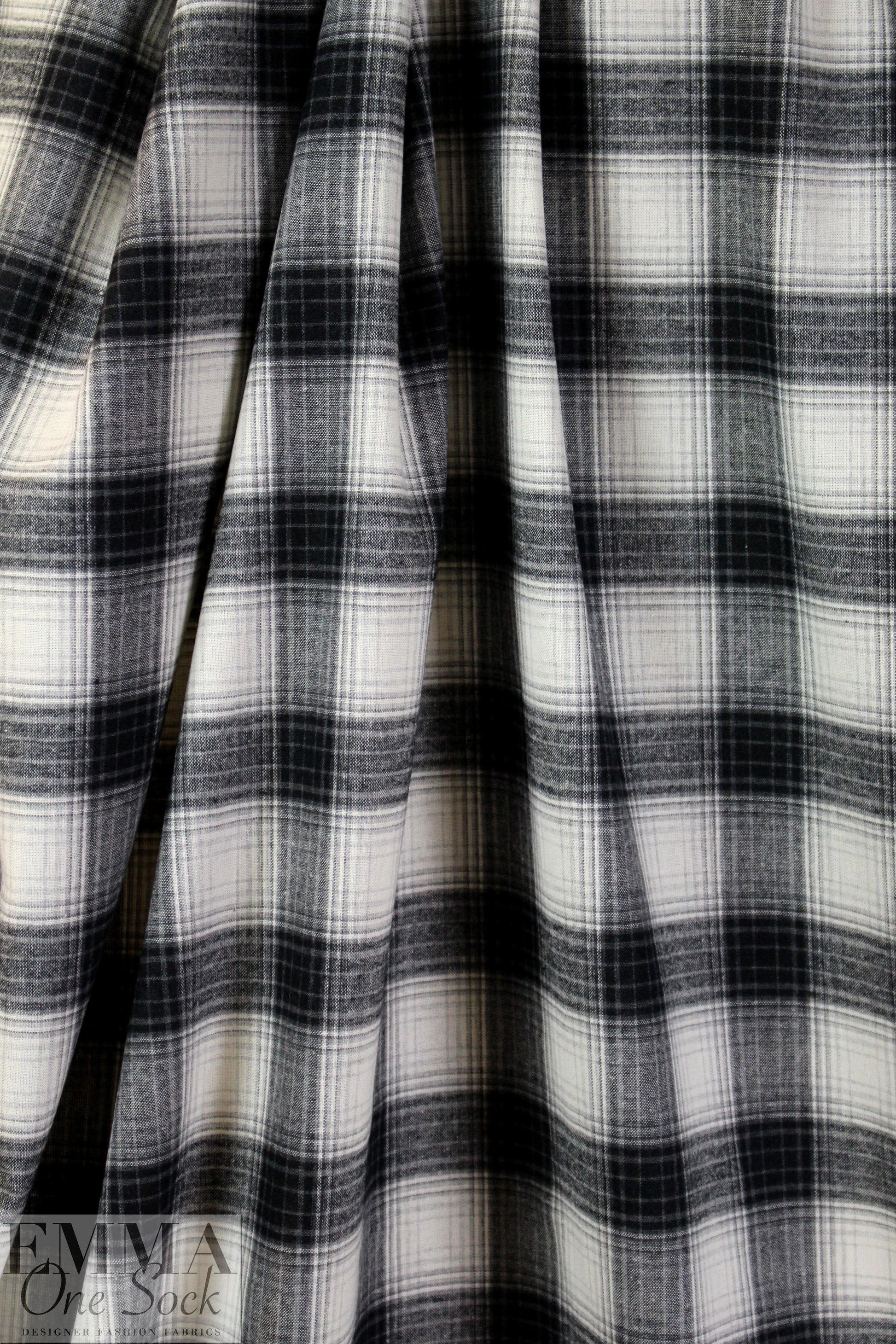 NY designer yarn-dye cotton b/w plaid brushed woven