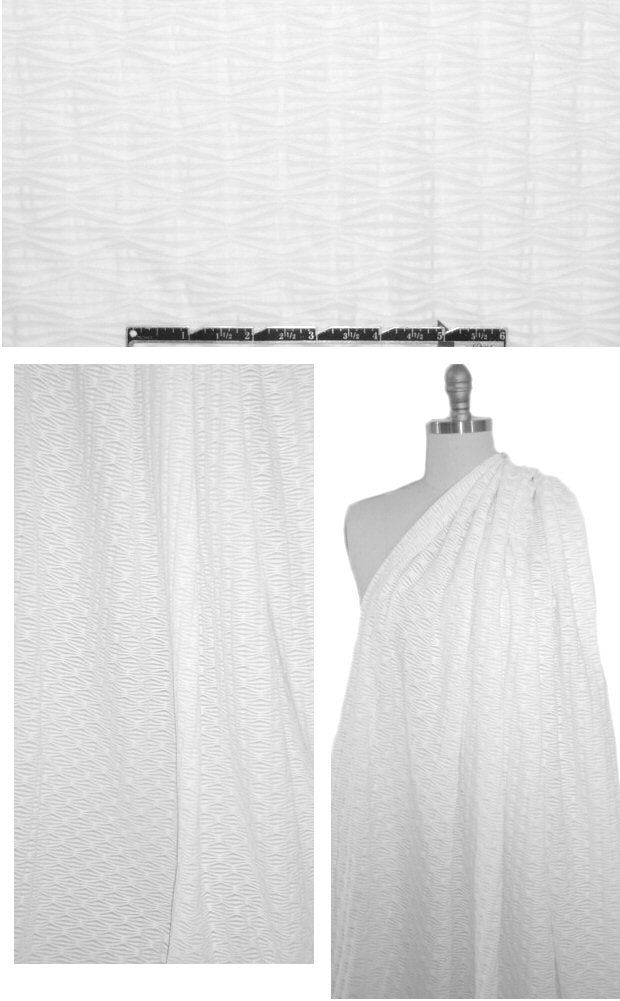 French textured yarn-dye knit - white serpentine