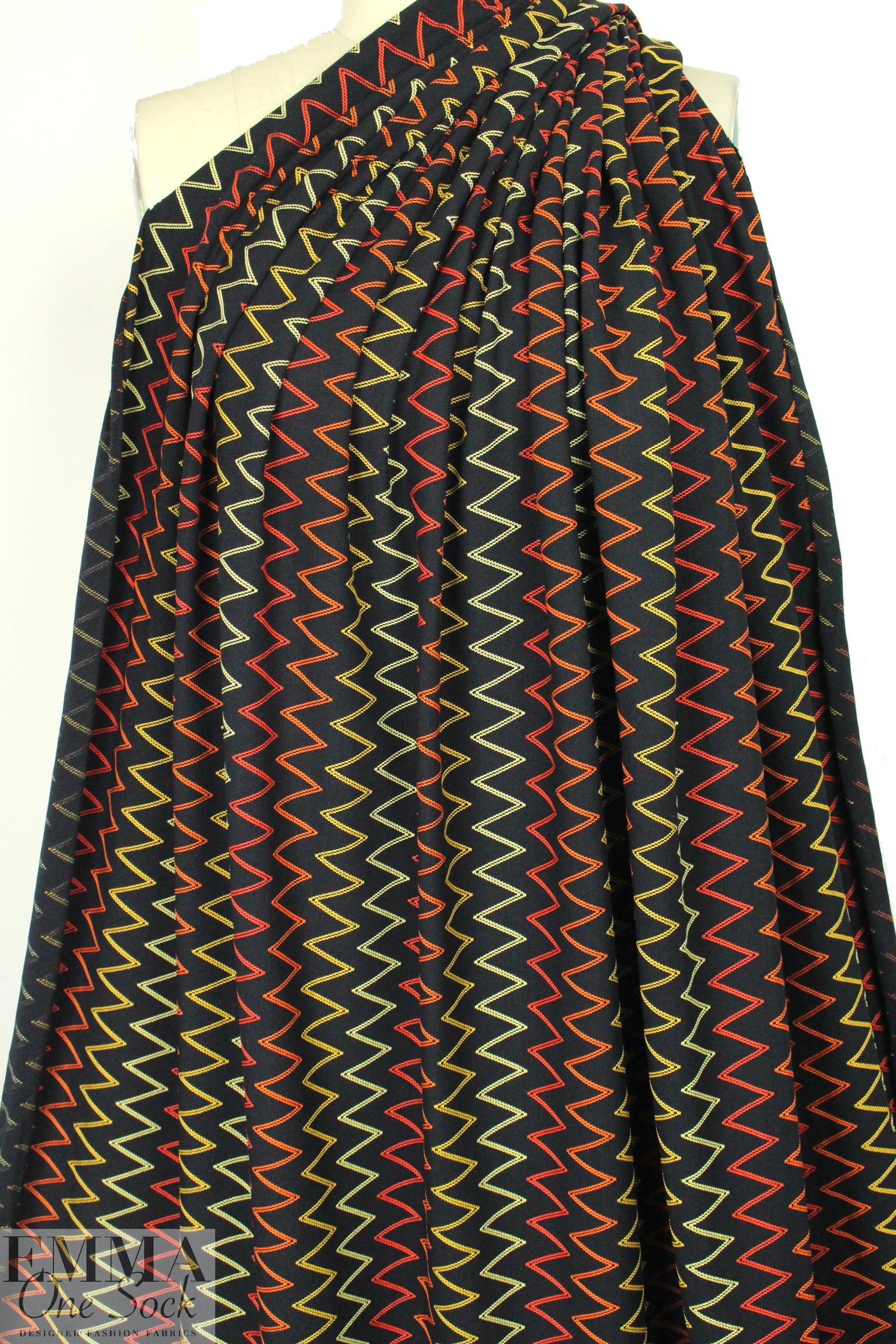 French textured yarn-dye knit - chevron stripe 1.5 yd