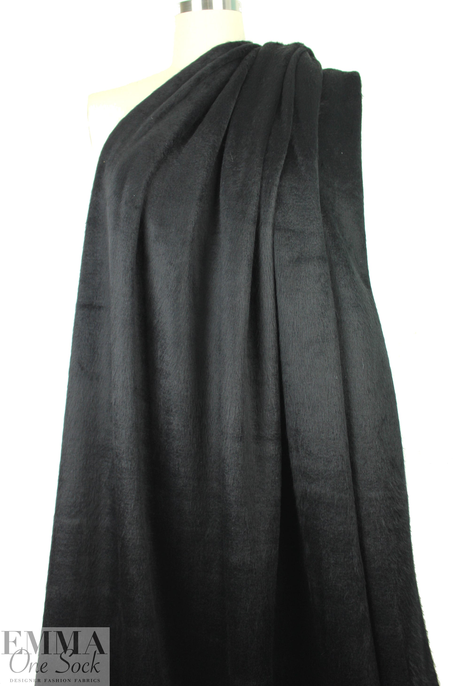 Italian 2-ply 'furry' sweater knit - black 2.25 yds