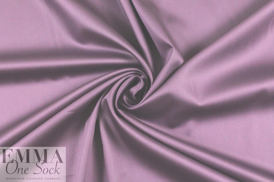Giza 100% egyptian cotton shirting - mulberry 1.66 yd