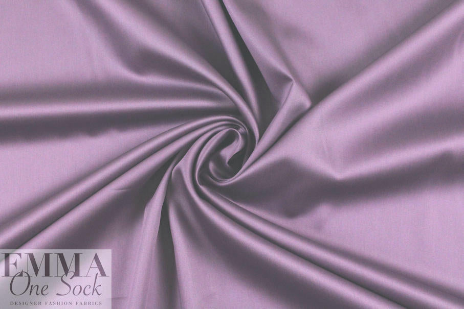 Giza 100% egyptian cotton shirting - mulberry 1.625 yds