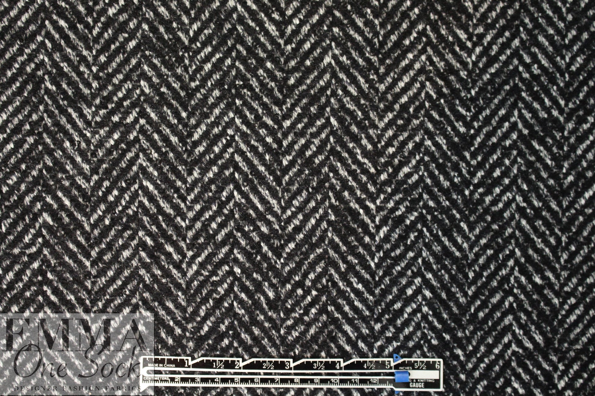 Italian black/white wool/cashmere herringbone coating