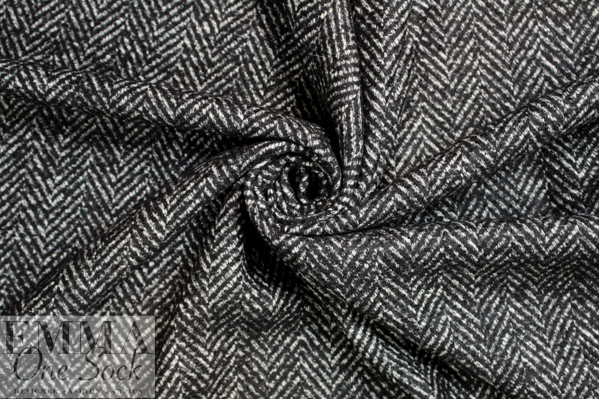 Italian black/white wool/cashmere herringbone coating
