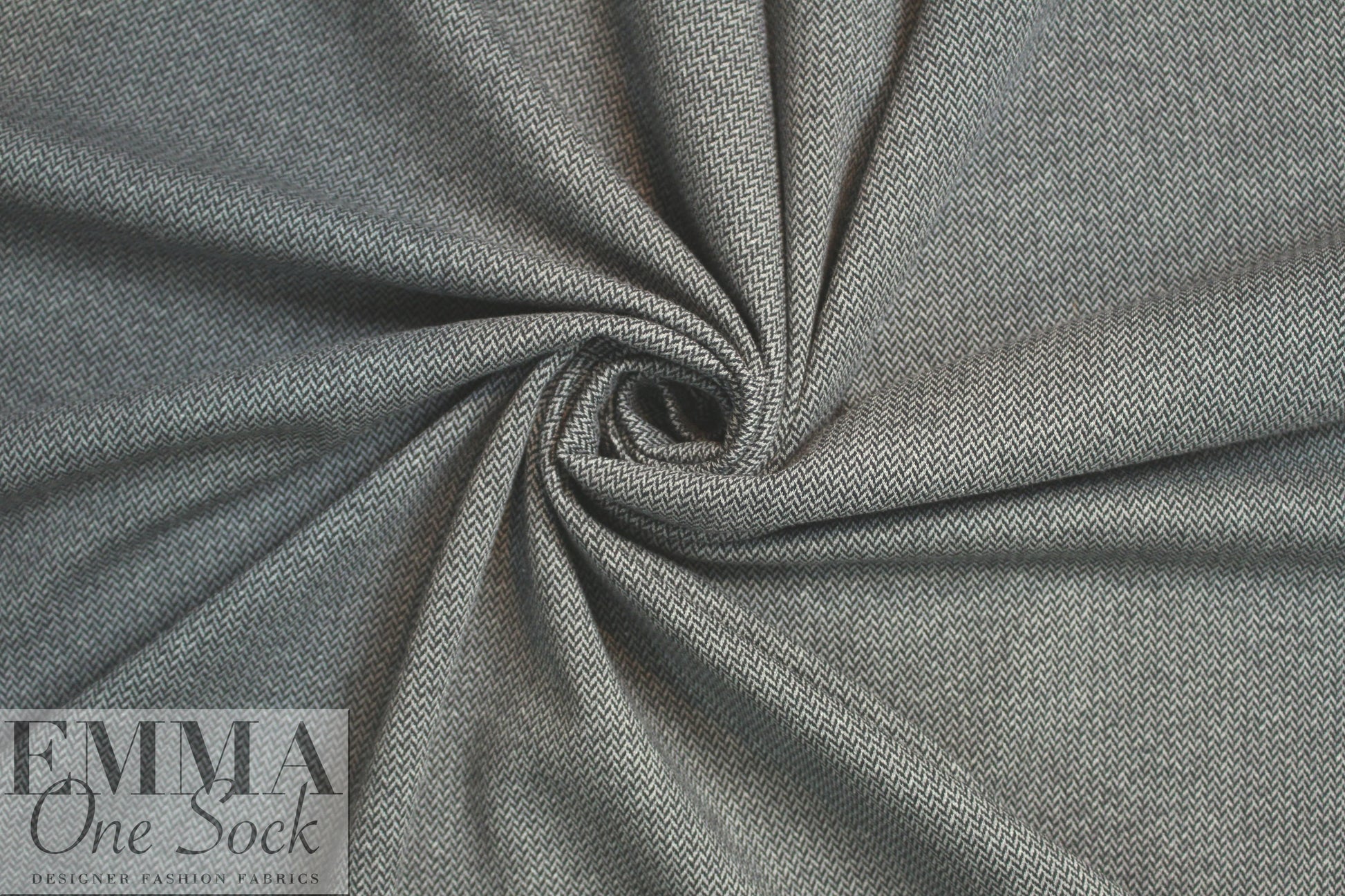 Sp1endid mini-herringbone doubleknit - black/gray .875 yds