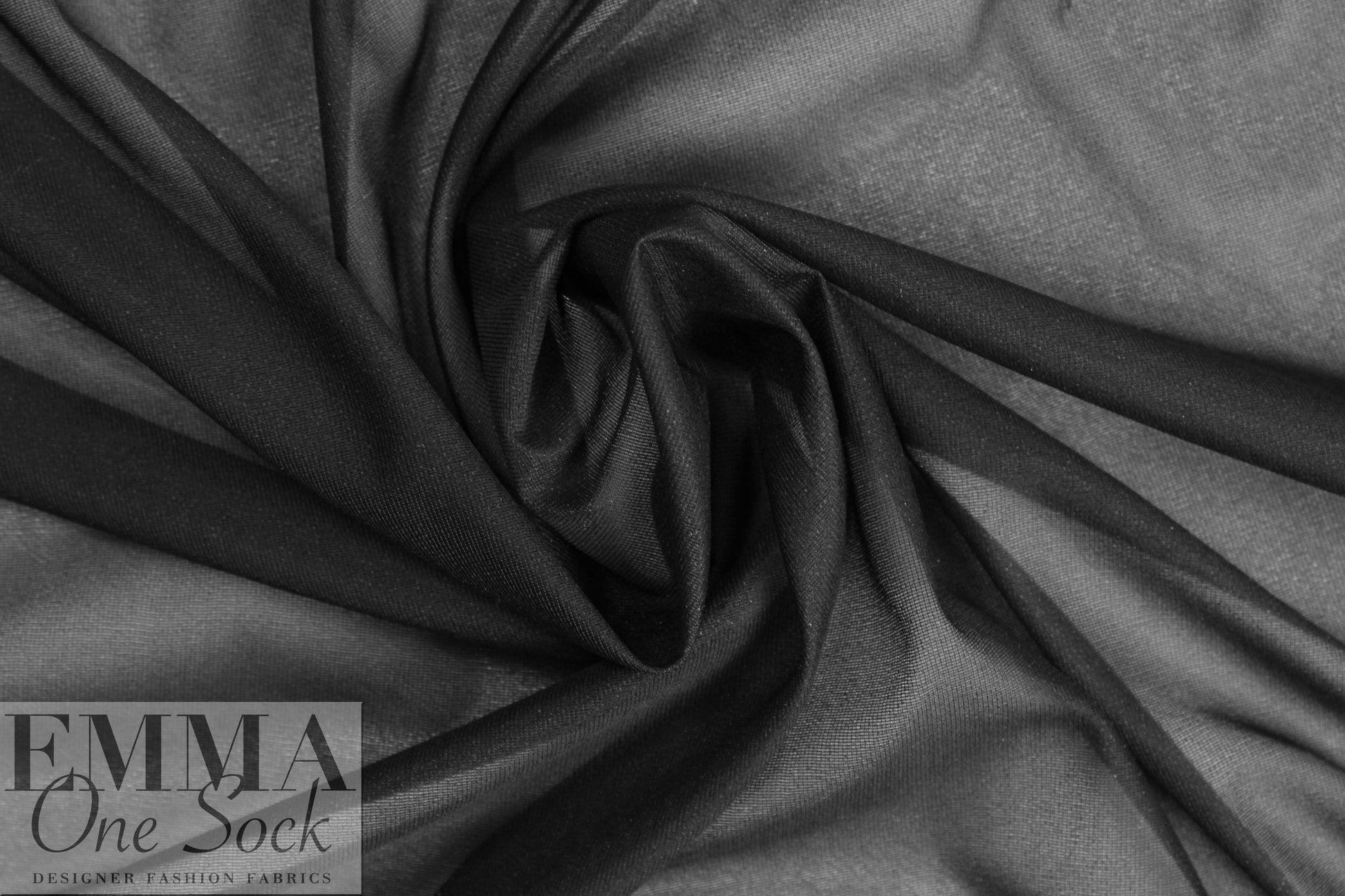 lightweight woven fusible interfacing - black 1 yard