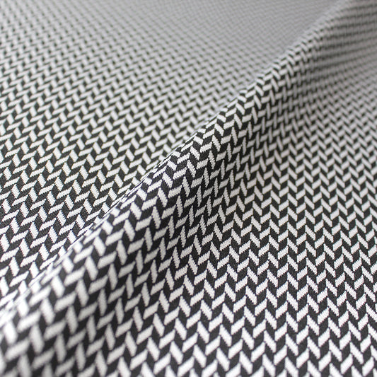 yarn dyed herringbone jacquard knit - black/charcoal