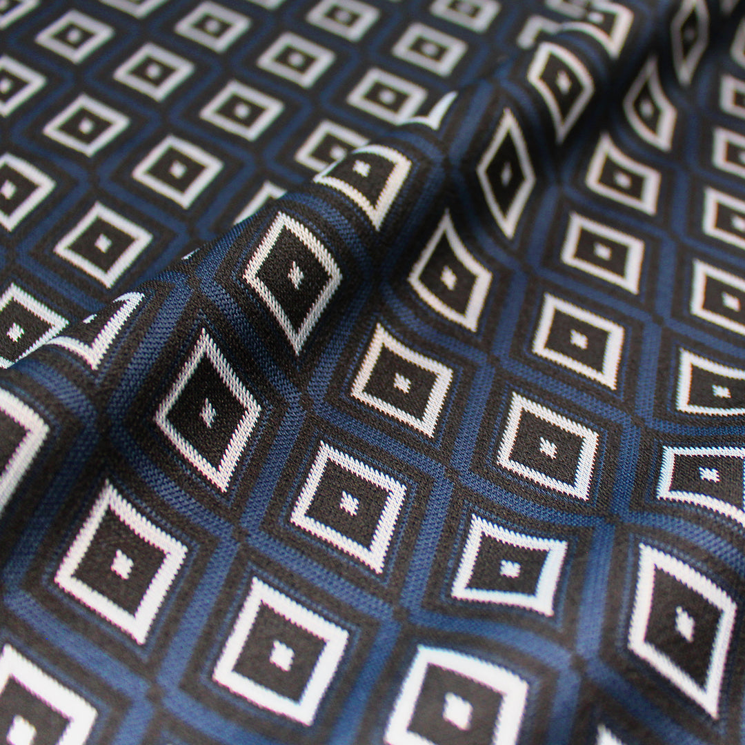 yarn dyed 'diamond run' jacquard knit - black/navy/ecru 1.5 yd