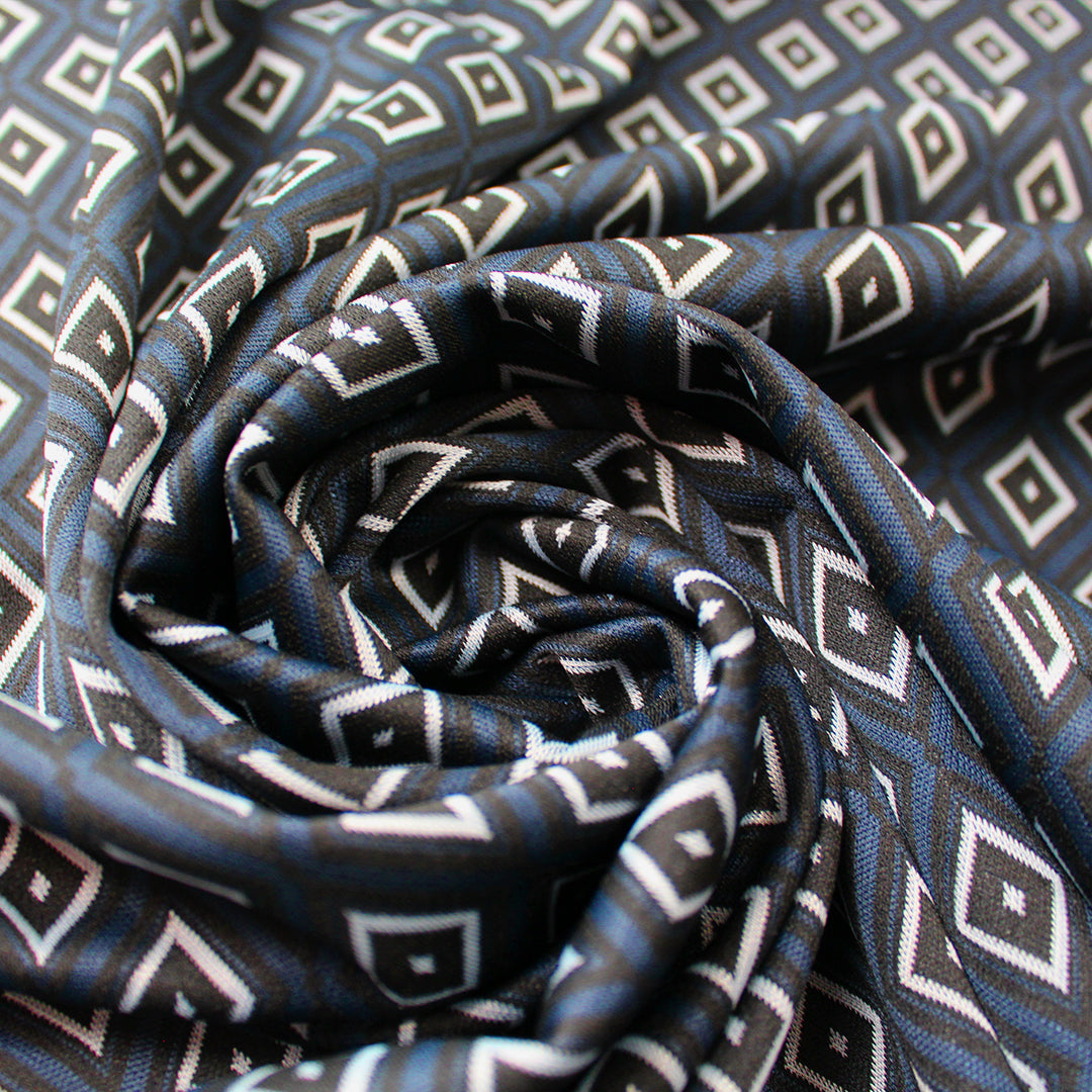 yarn dyed 'diamond run' jacquard knit - black/navy/ecru .5 yds