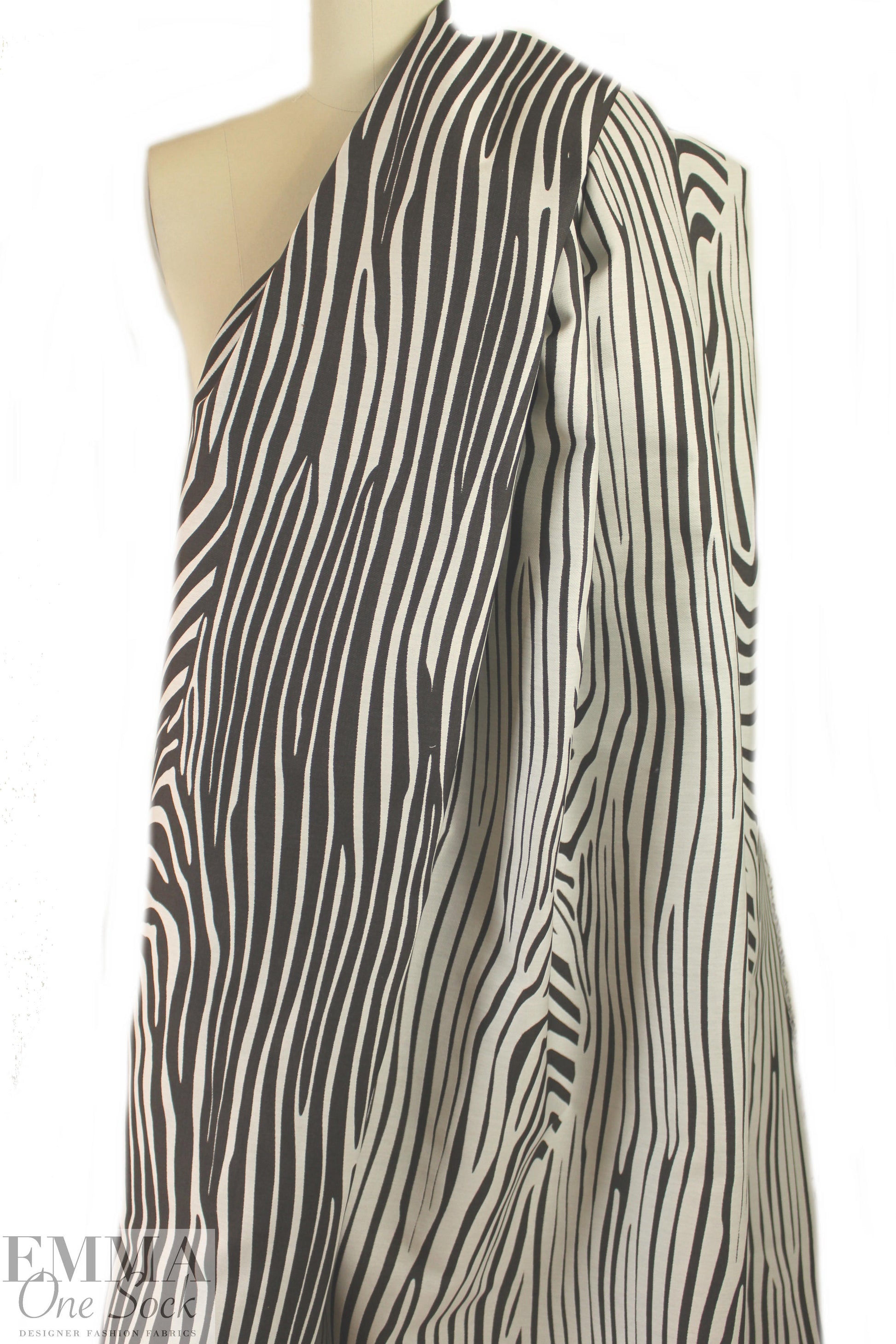 Derek L@m cotton/silk bold jacquard suiting