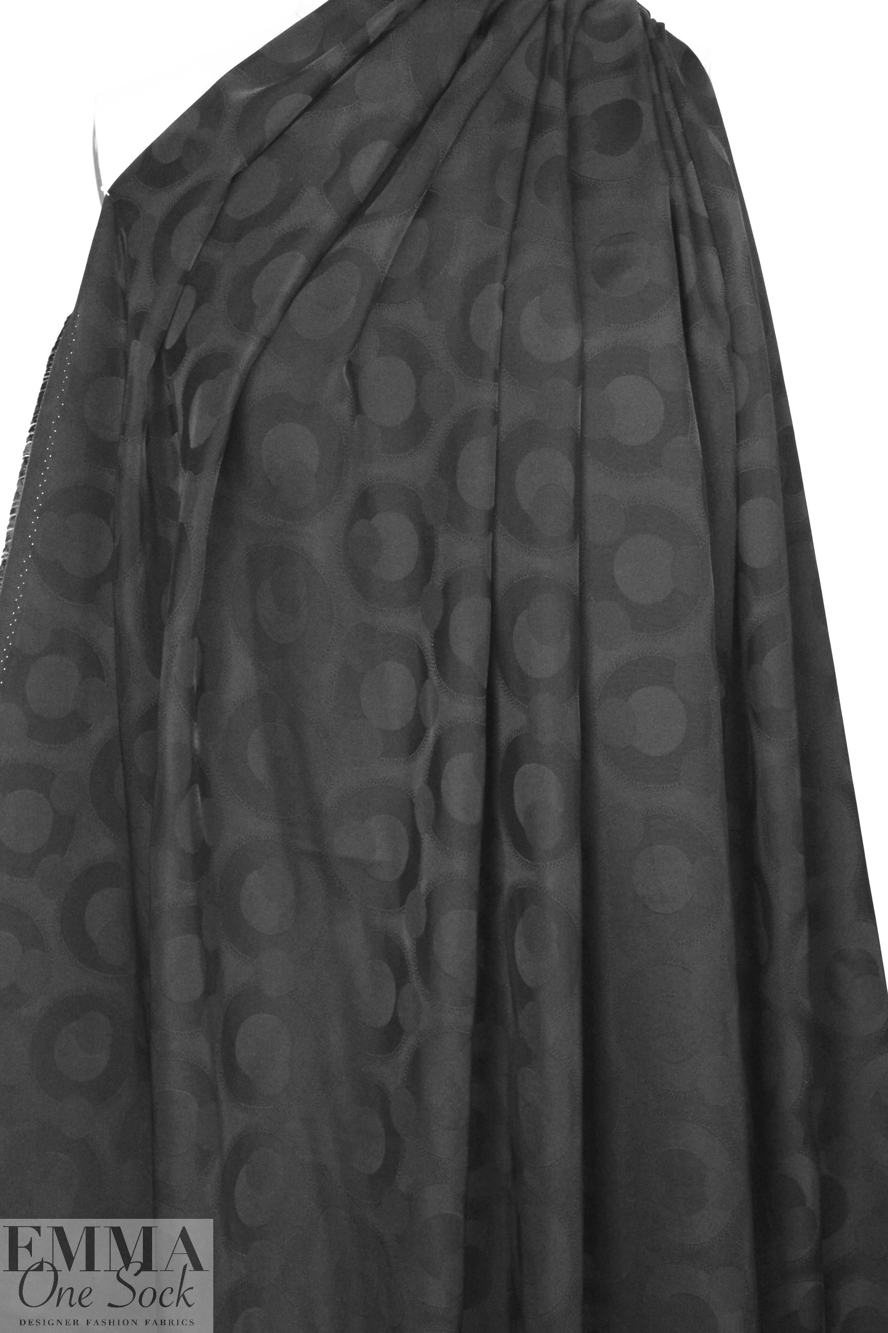 famous designer viscose blend lining - black dots