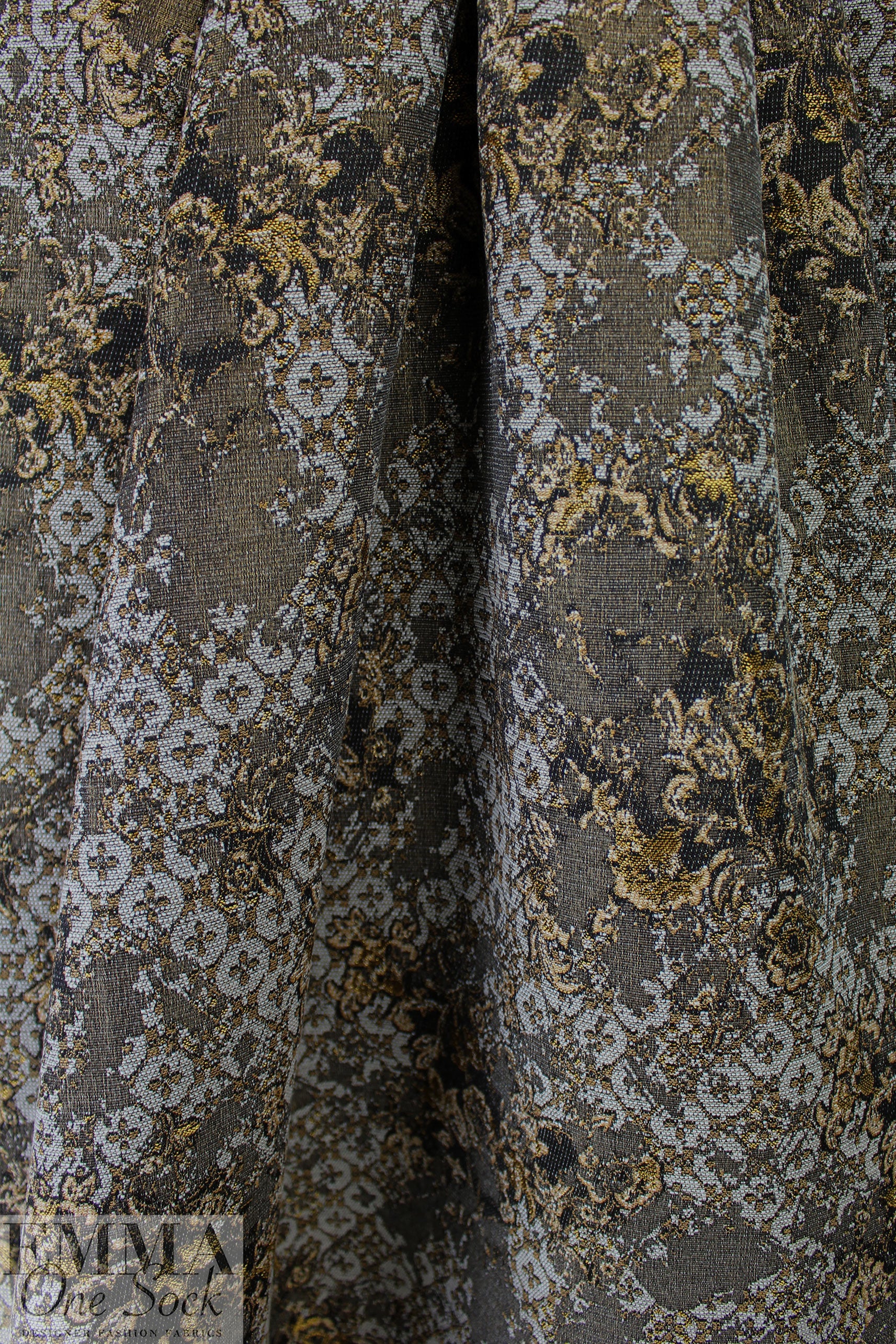Italian cotton blend 'museum tapestry' jacquard 1.66 yd