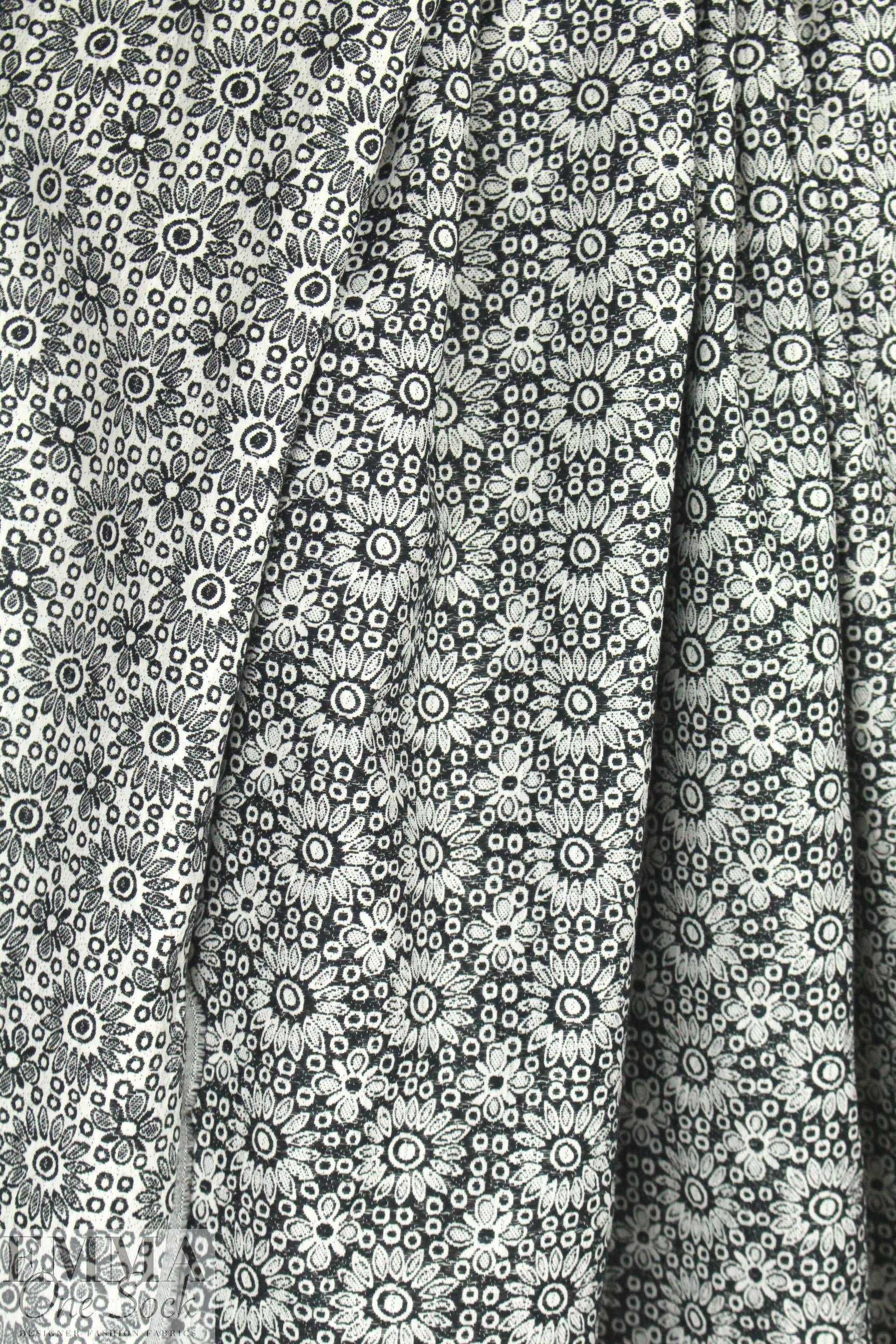 Italian cotton stylized flowers reversible jacquard 1.25 yds