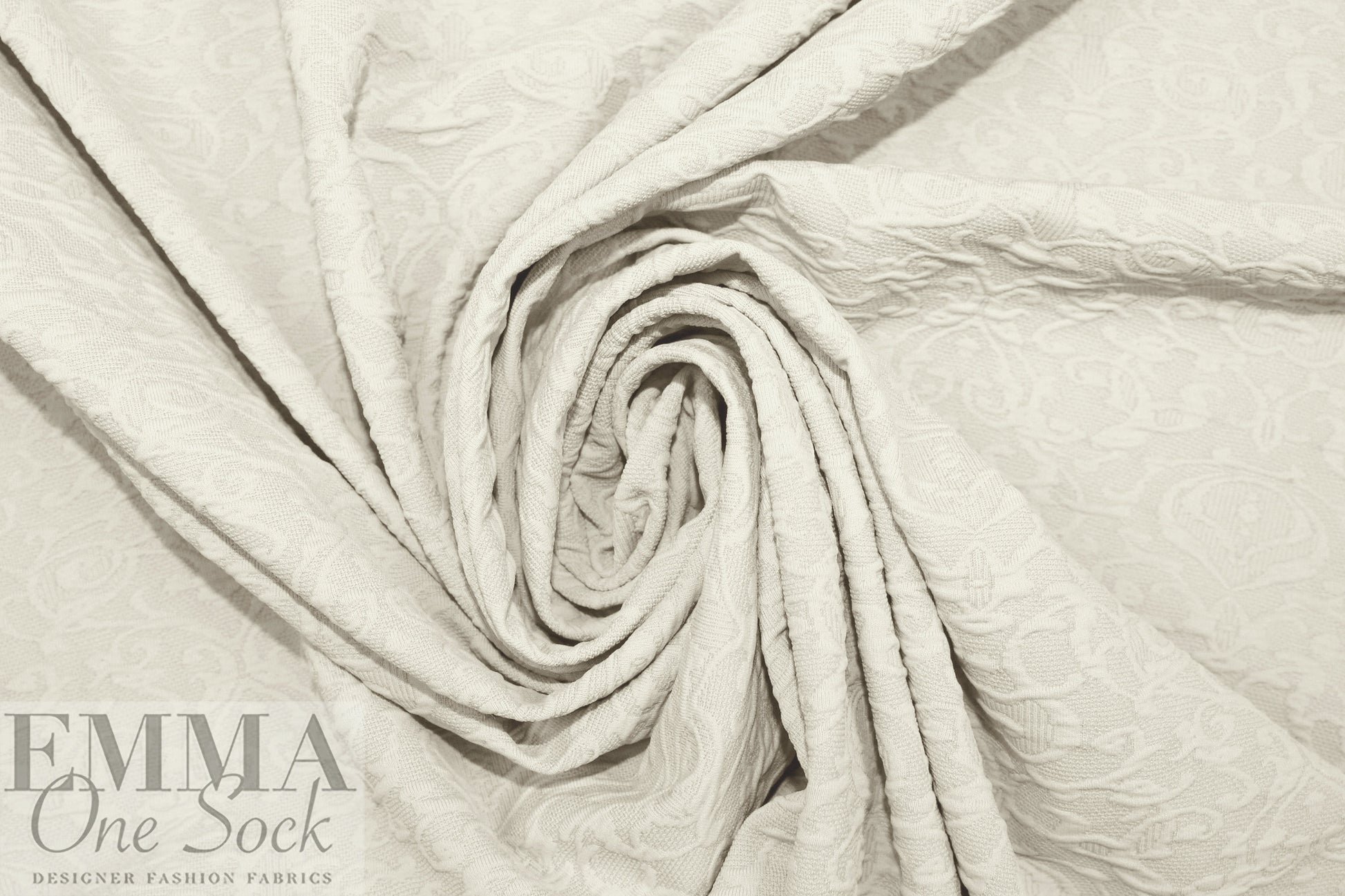 French scroll graphic textured jacquard knit - creamy white 1.25 yds