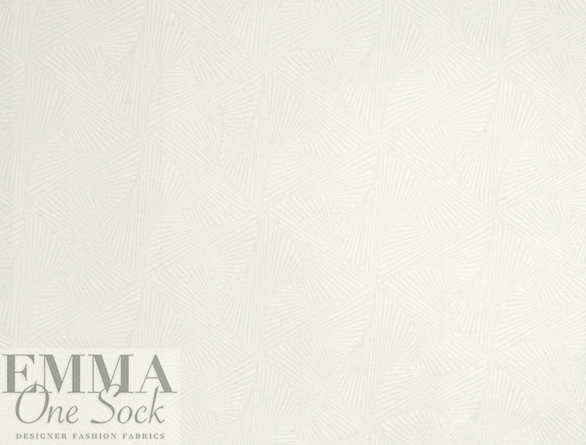 French shell graphic textured jacquard knit - creamy white 1.5 yds