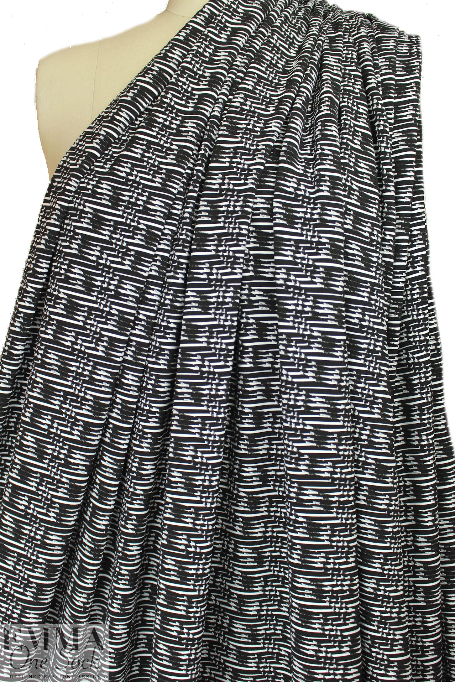 'twizzler' yarn dye jacquard knit - black/white 1.66 yd