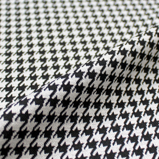 Italian yarn dyed houndstooth jacquard knit - black/white