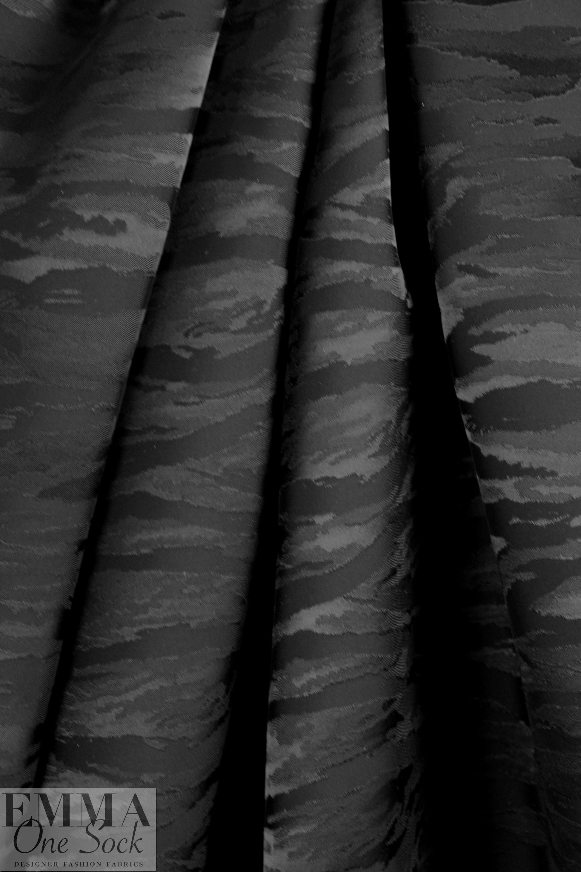 Kh@ite viscose jacquard luxury lining - black