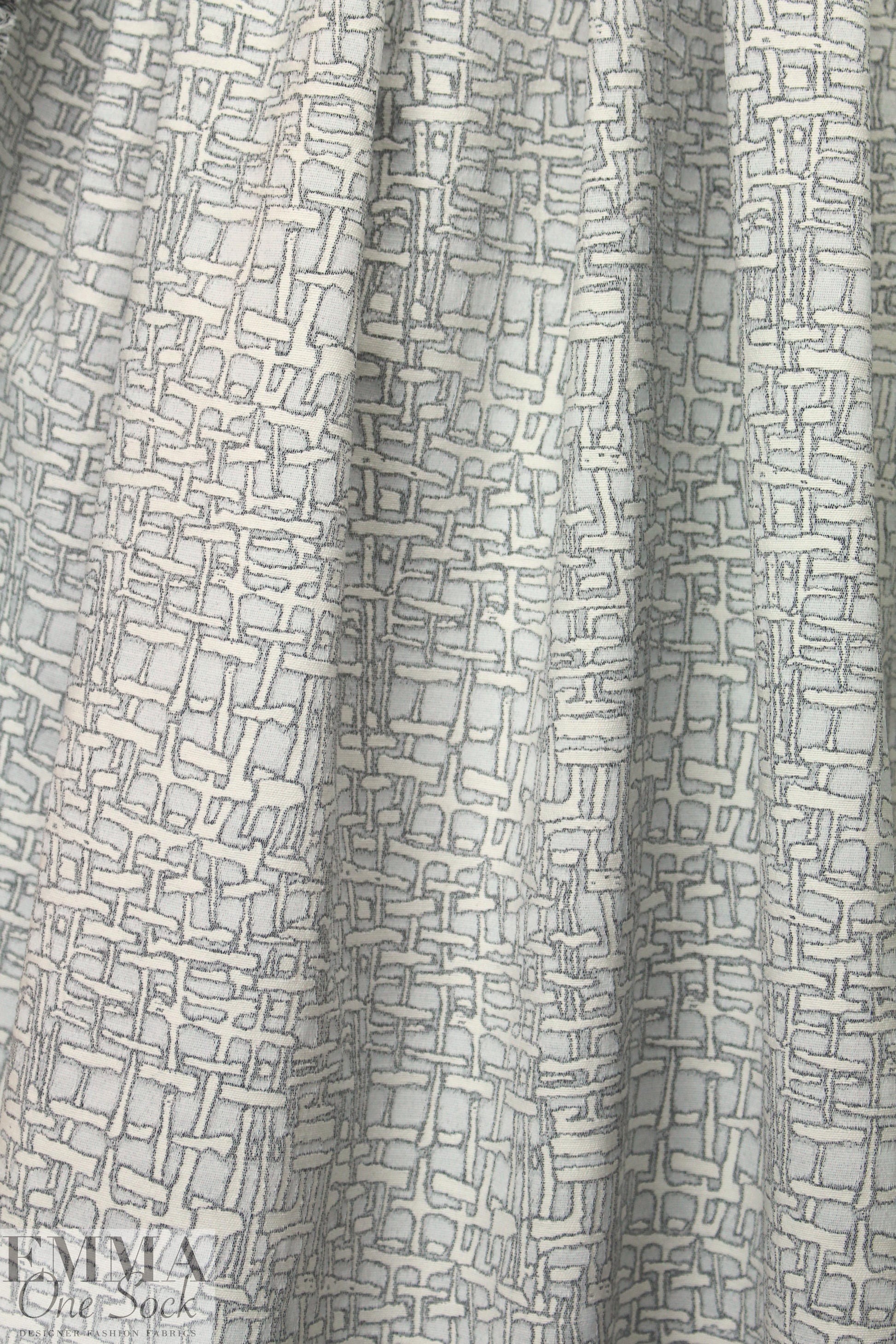 NY designer gray/cream graphic stretch reversible jacquard 1 yard