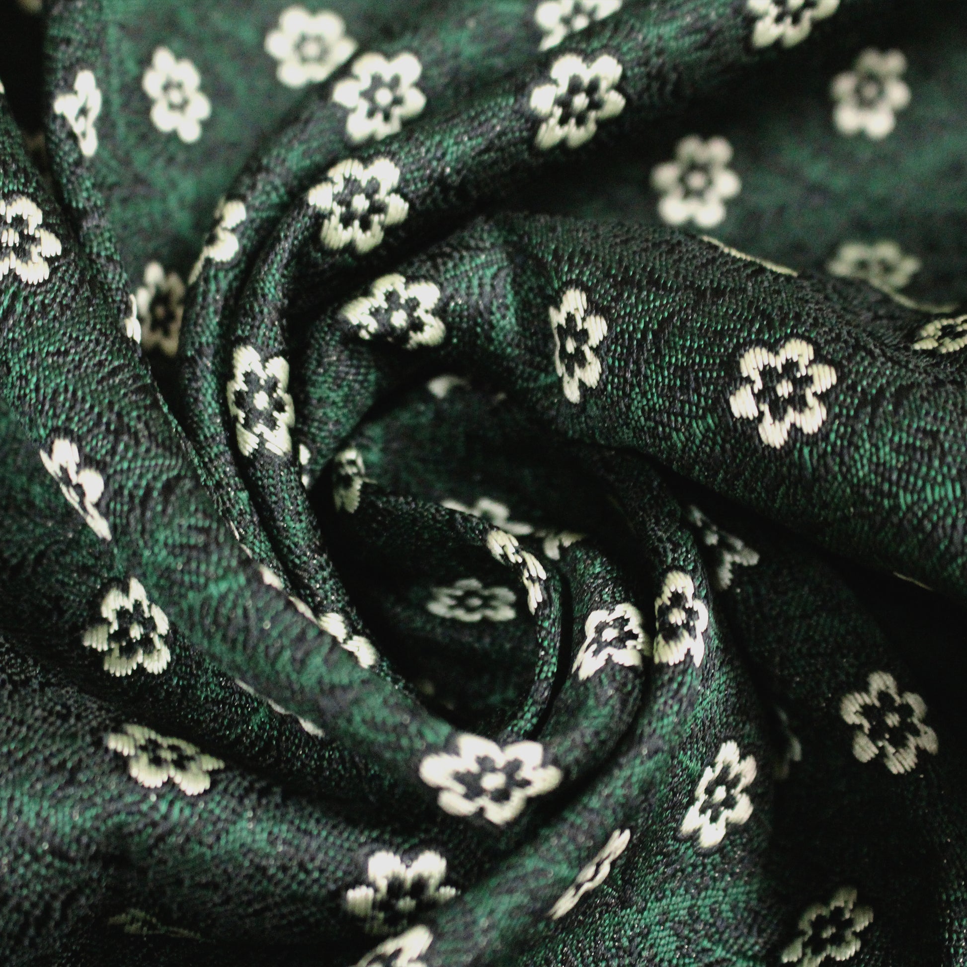 Italian 'evergreen floral' jacquard suiting