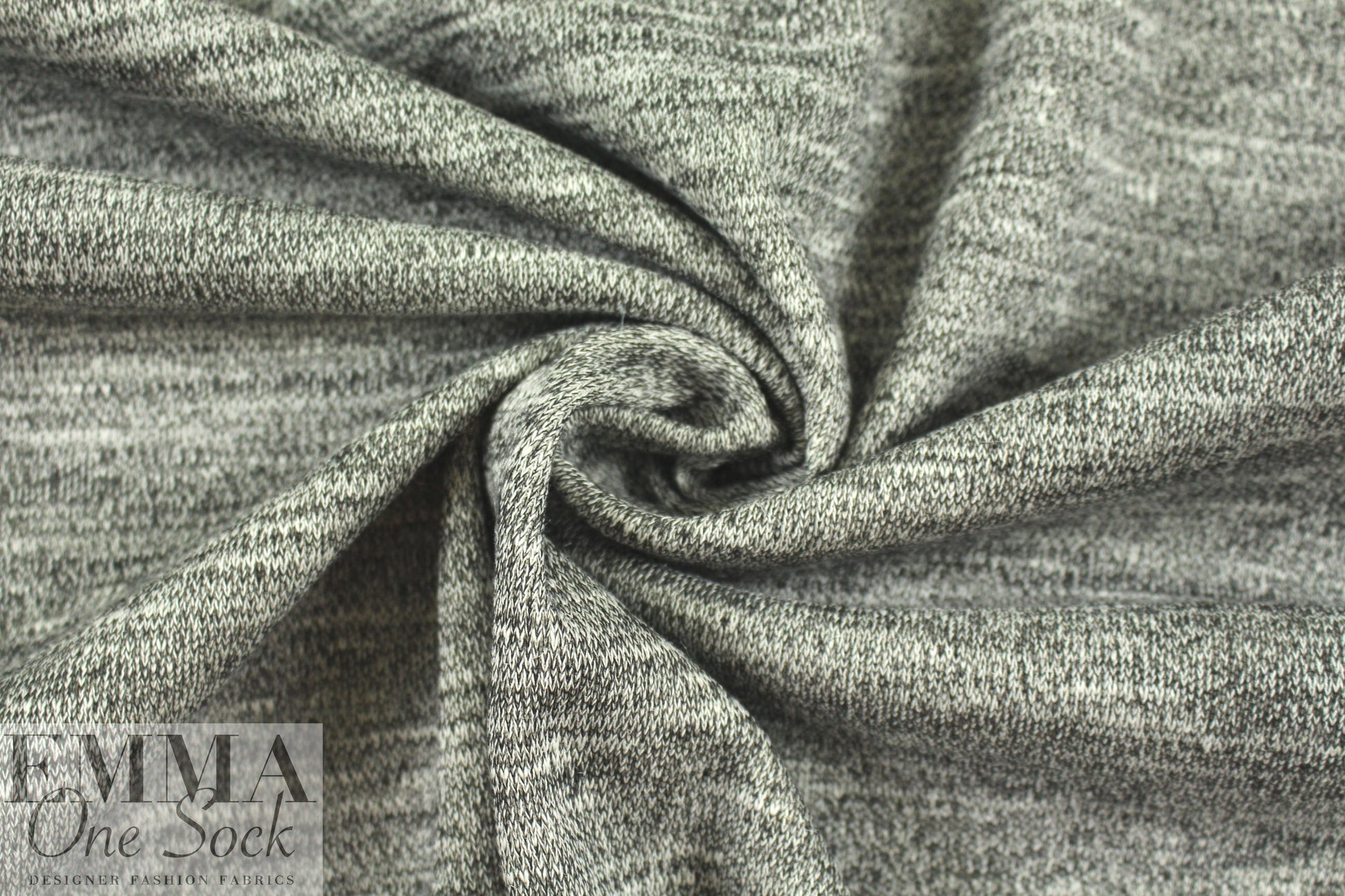 Japanese tweedy sweater knit - salt/pepper 1.875 yds