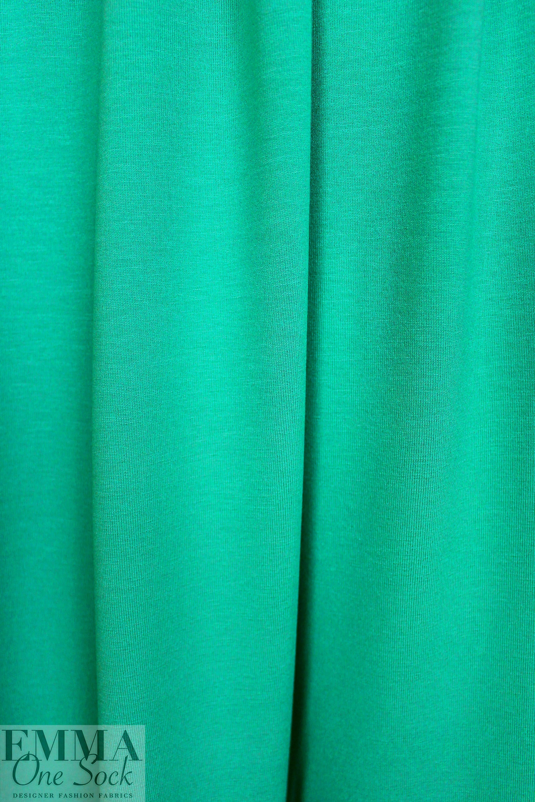 bright jade 11 oz. rayon jersey 4-way .75 yds