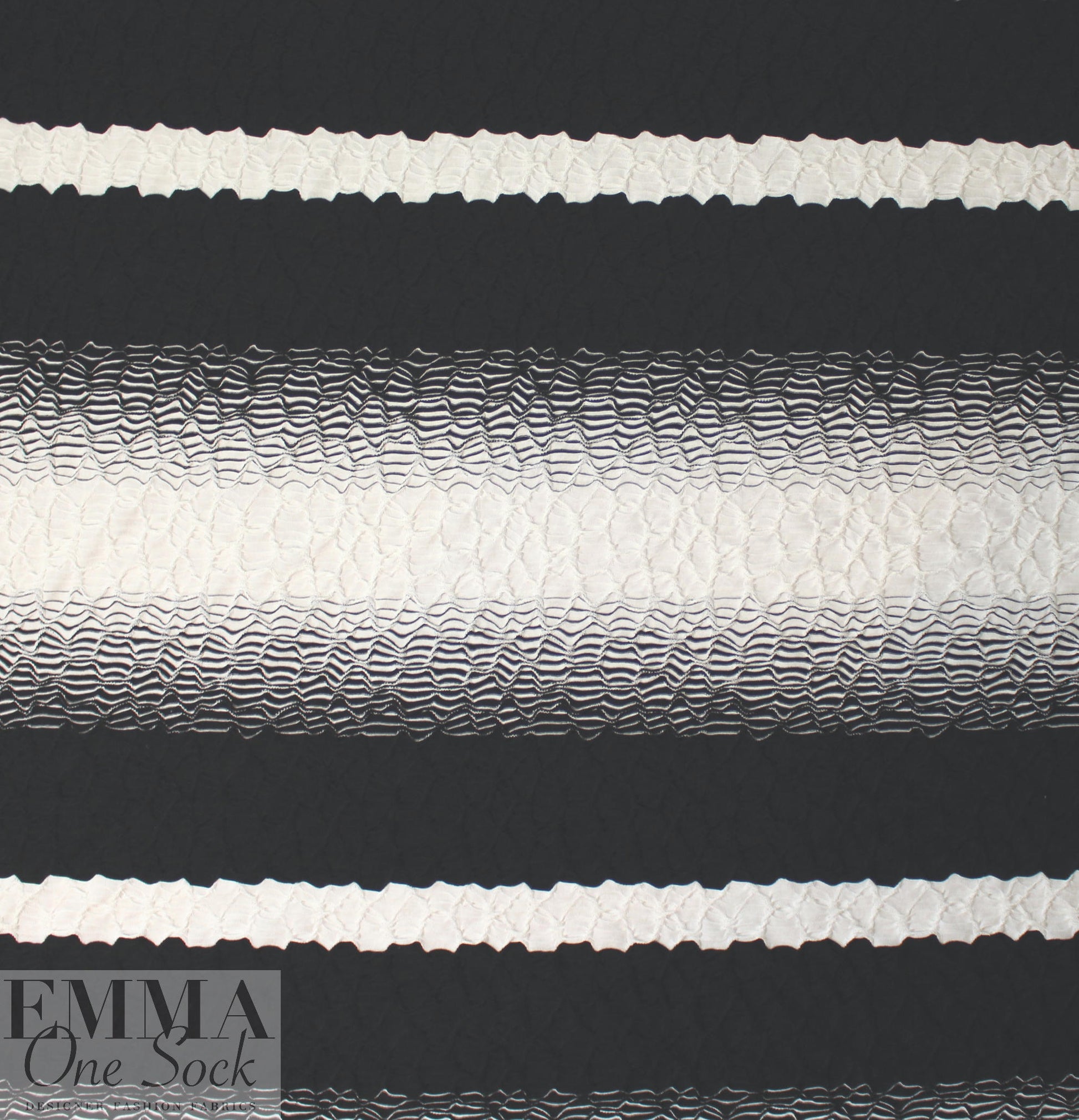 textured yarn-dye knit stripe - black/white 1.75 yd
