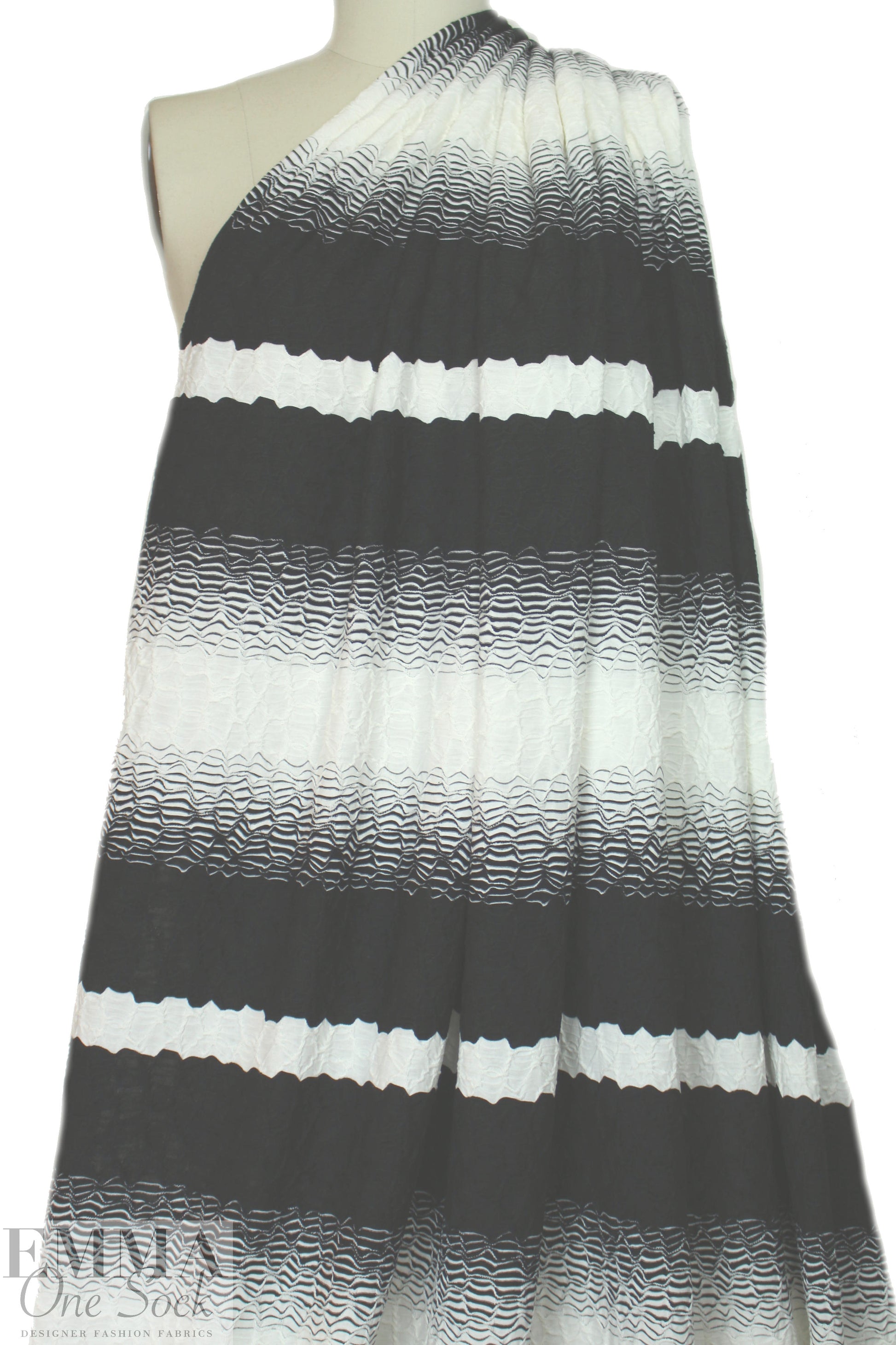 textured yarn-dye knit stripe - black/white 1.75 yd