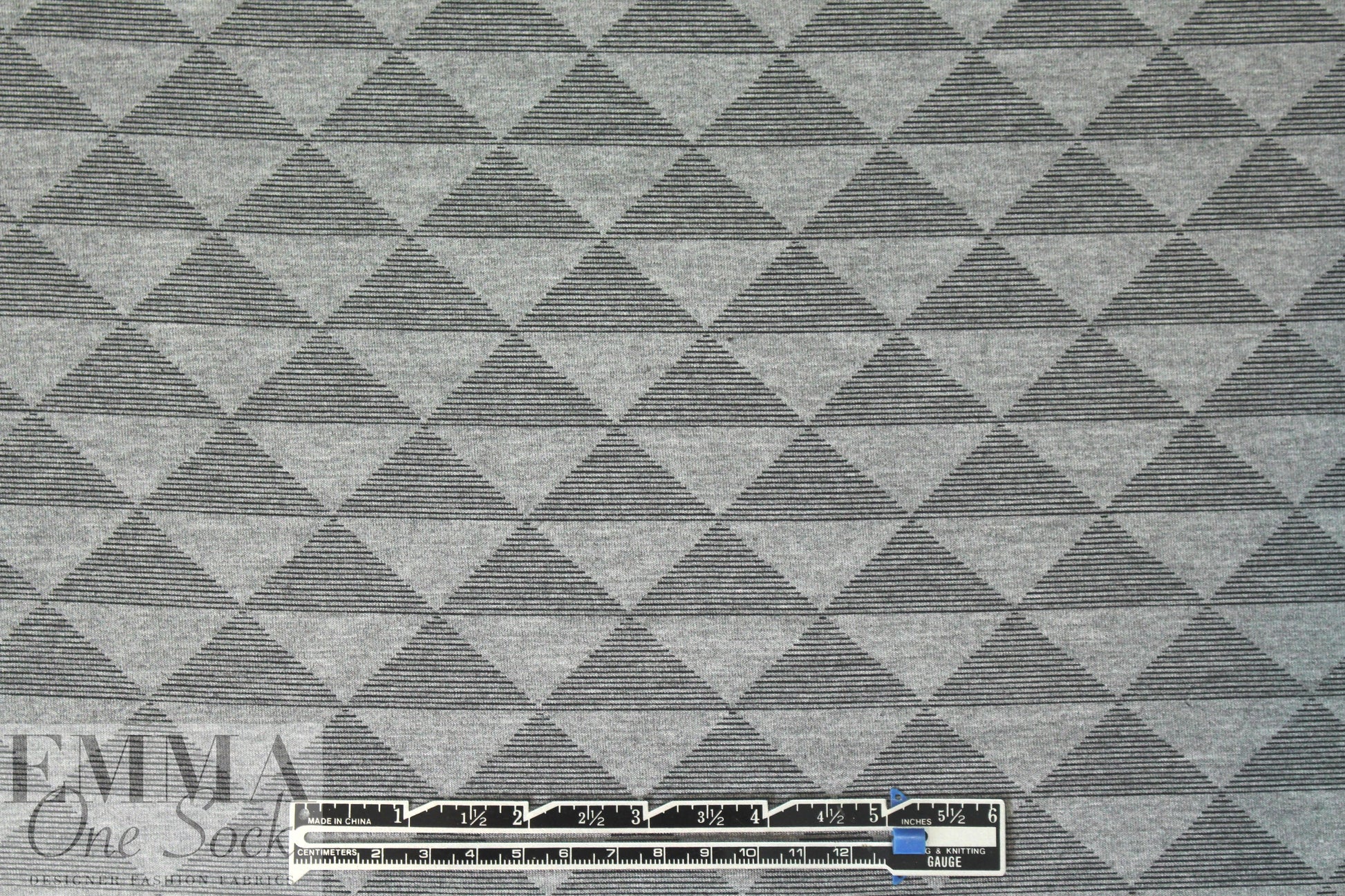 triangle bamboo/spandex jersey - black on gray