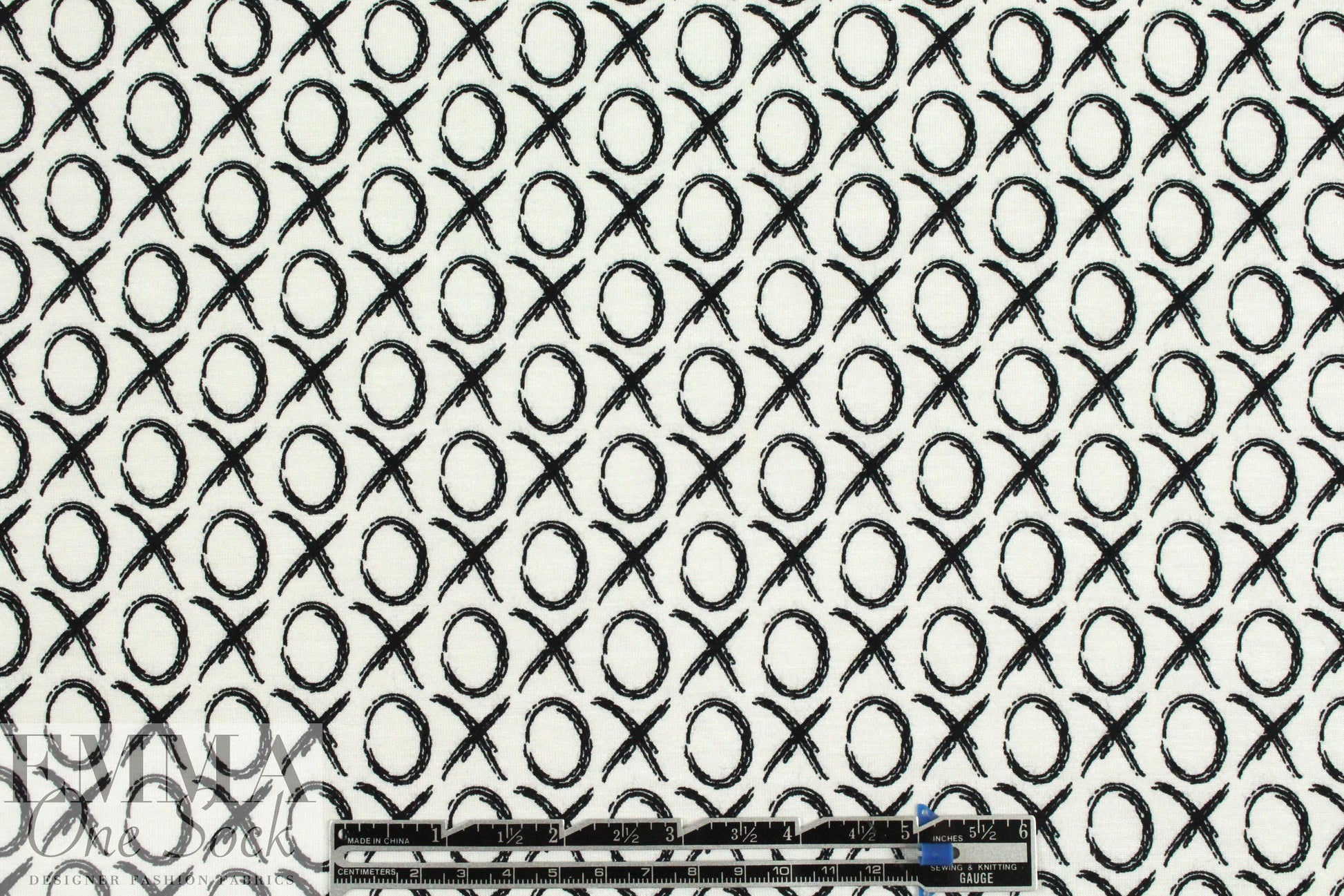 tic-tac-toe bamboo/spandex jersey - black on white 2.25 yd