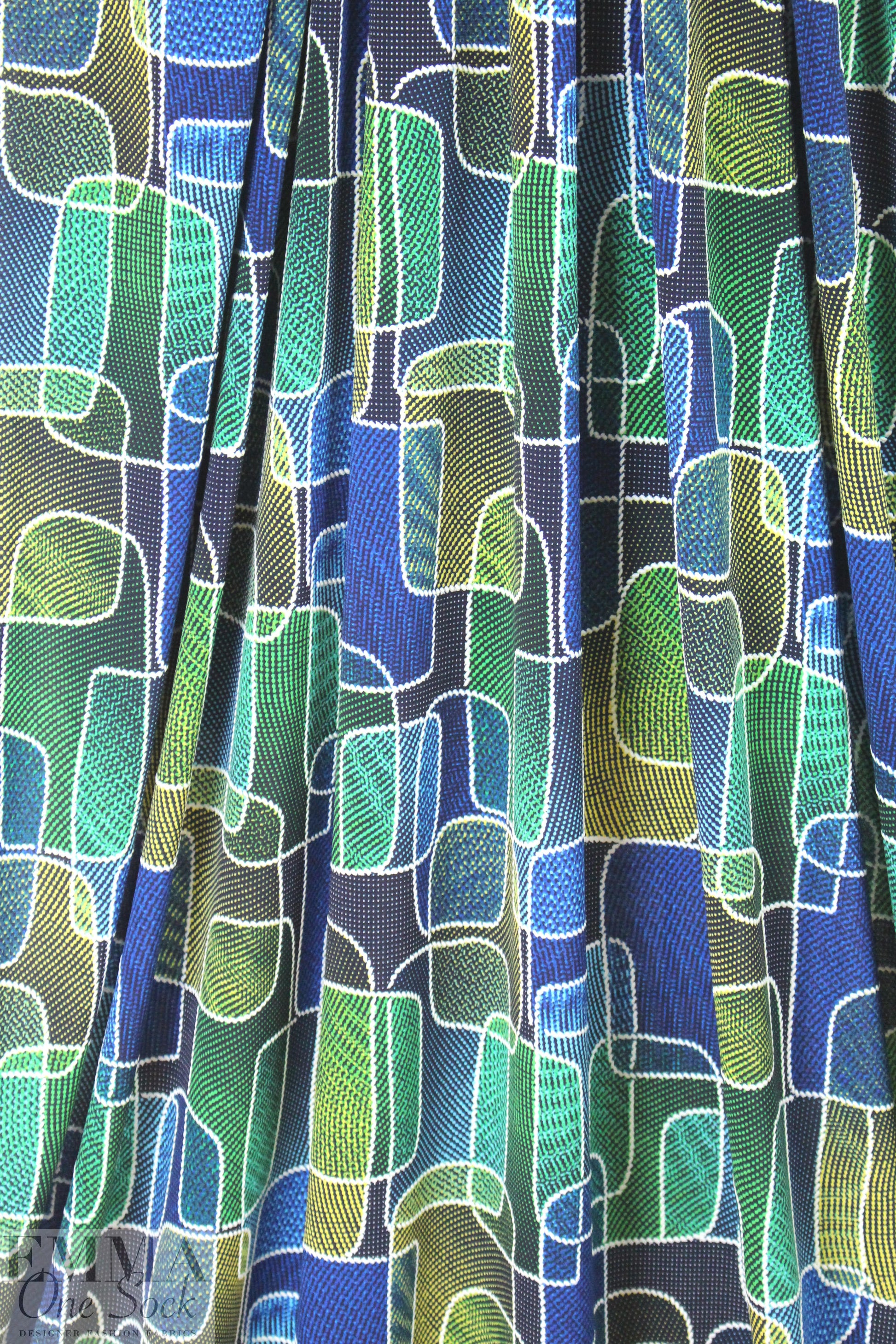 textured mod graphic ITY knit 1.625 yds