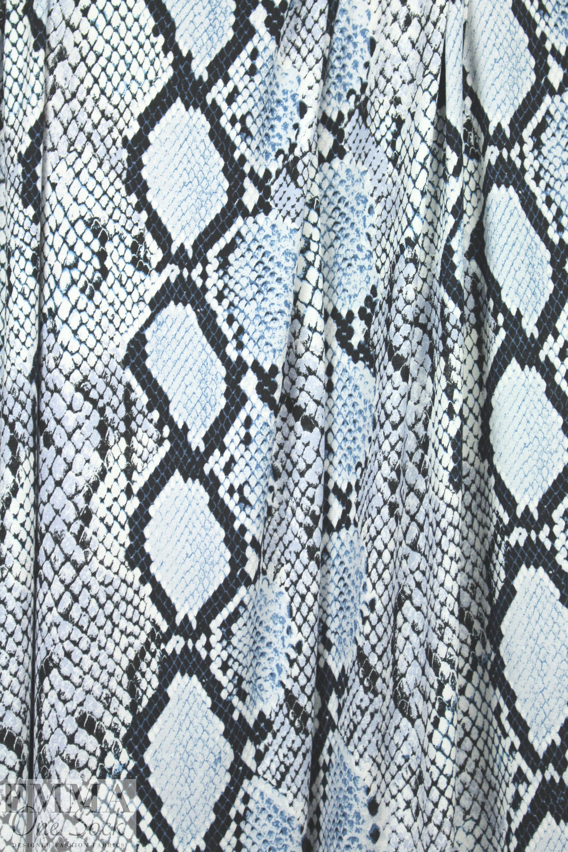 python print digital viscose knit - dusty blue/midnight