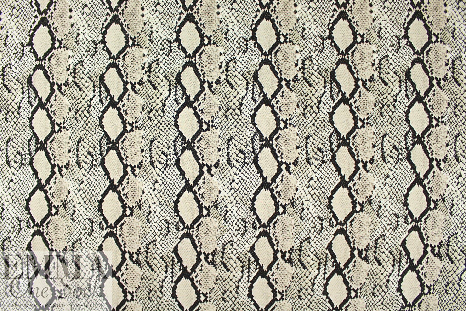python print digital viscose knit - espresso/beige 1.5 yd