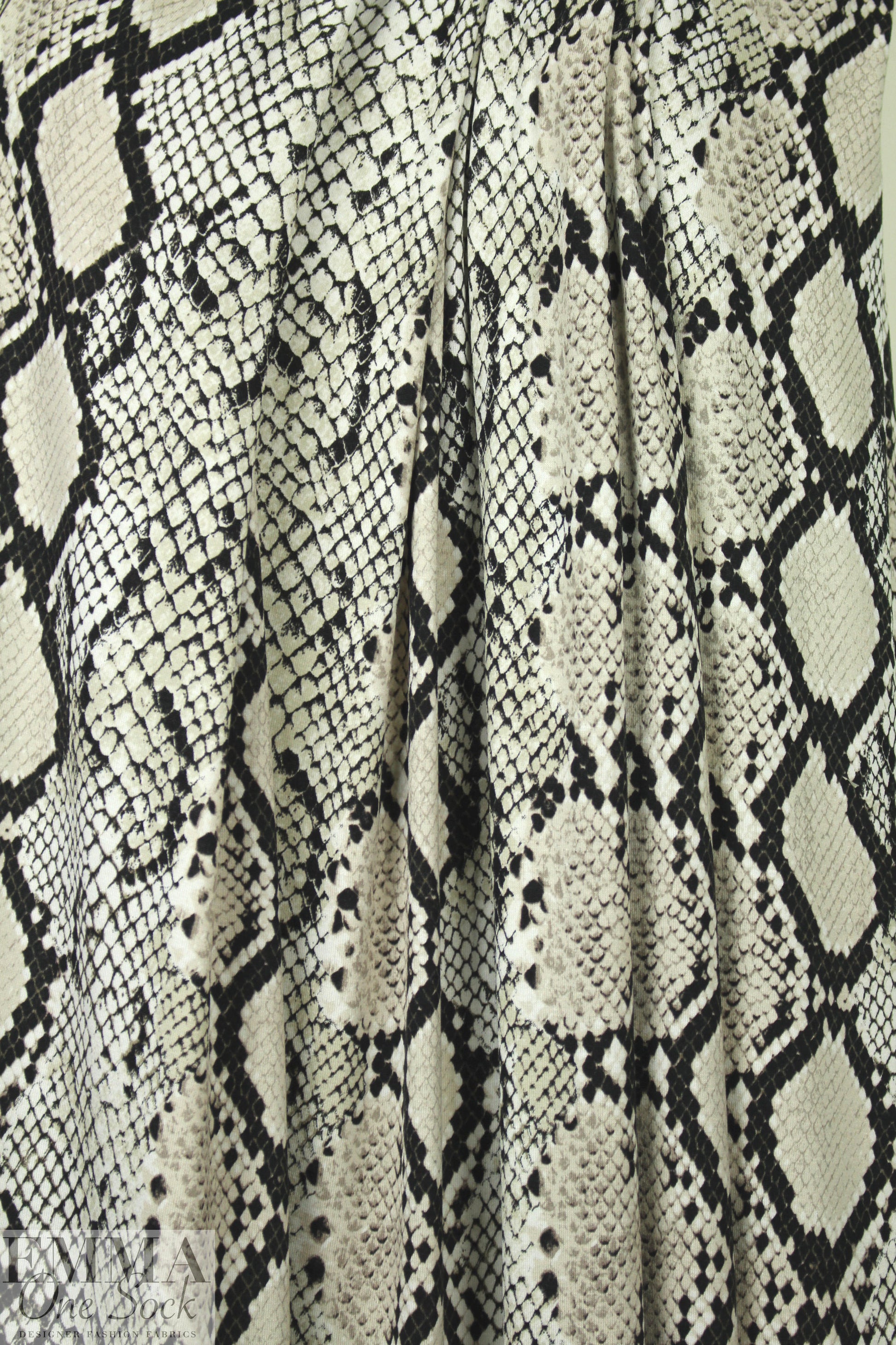 python print digital viscose knit - espresso/beige