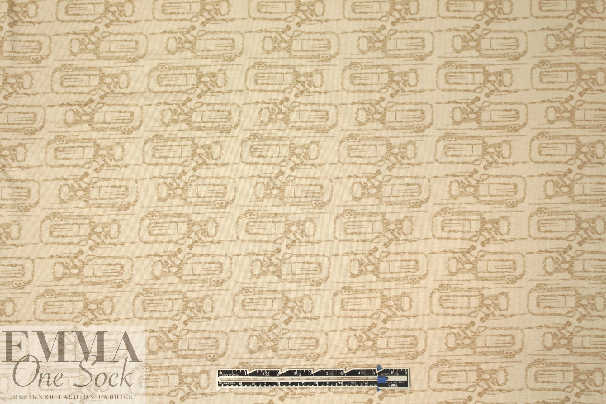 Akik0 'mystery gadget' rayon/spandex jersey 1.66 yd
