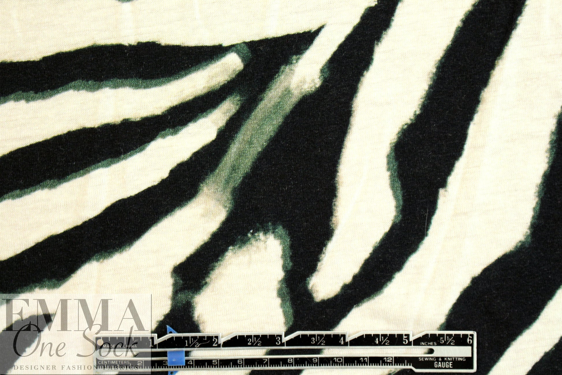 Italian bold animal abstract cotton knit
